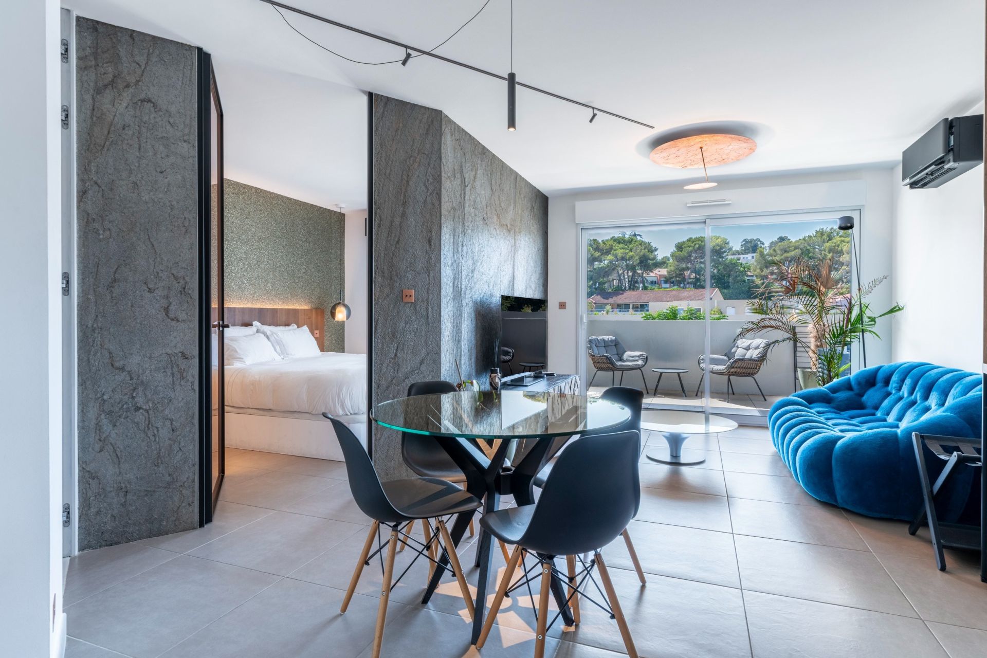 apartment 2 Rooms for sale on VILLENEUVE LOUBET (06270)