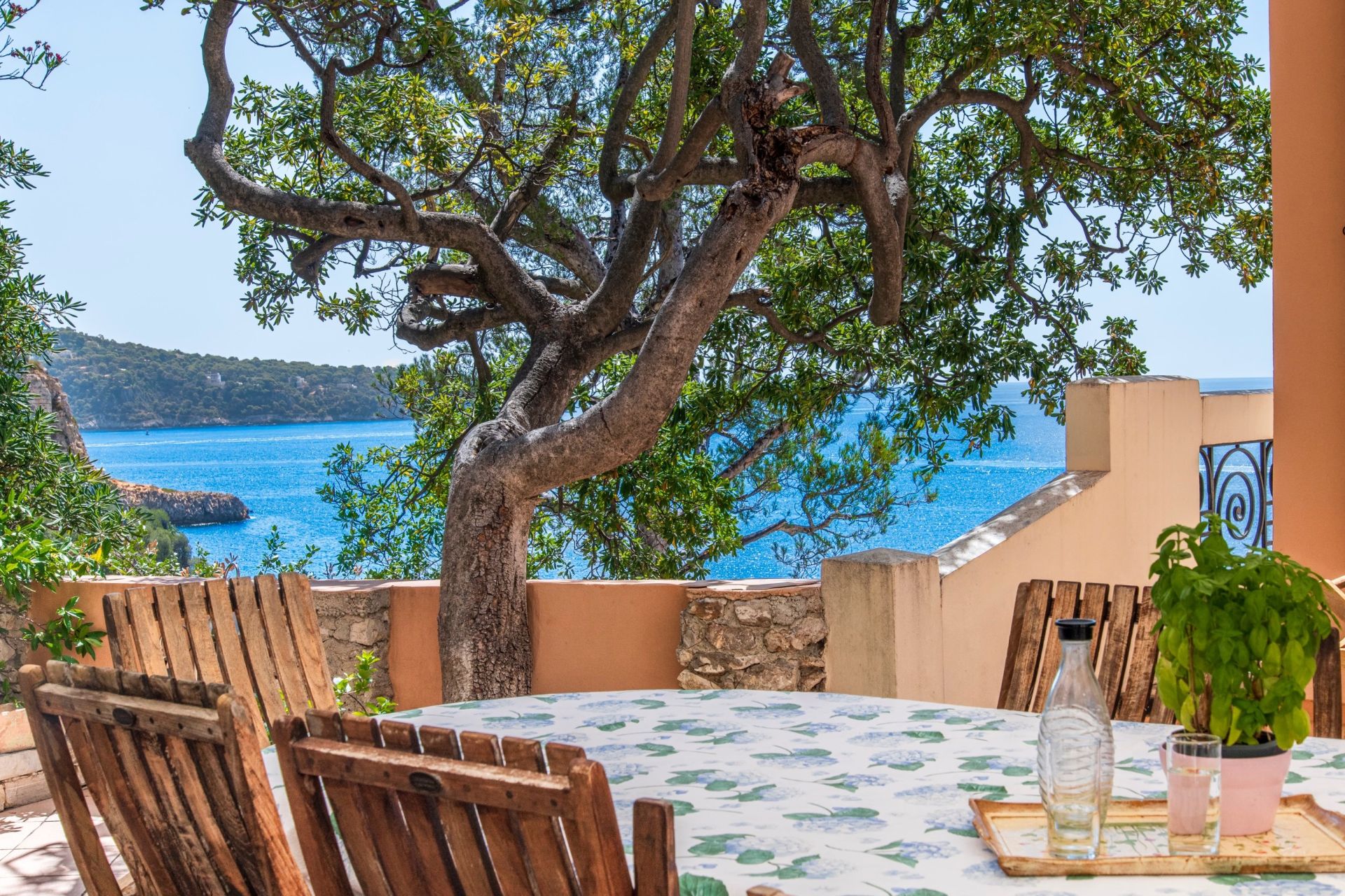 villa 6 Rooms for sale on NICE (06000)