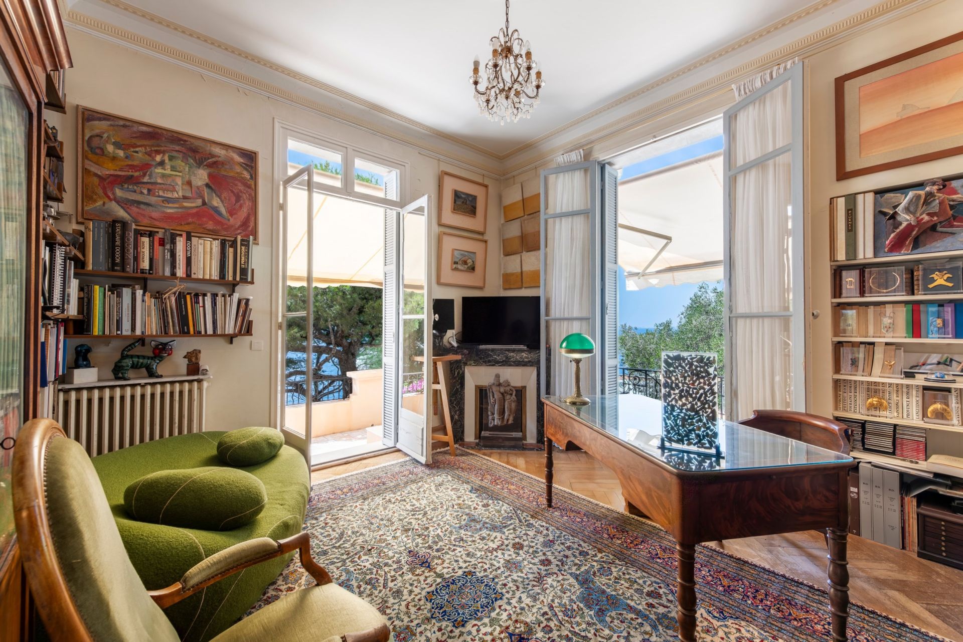 villa 6 Rooms for sale on NICE (06000)