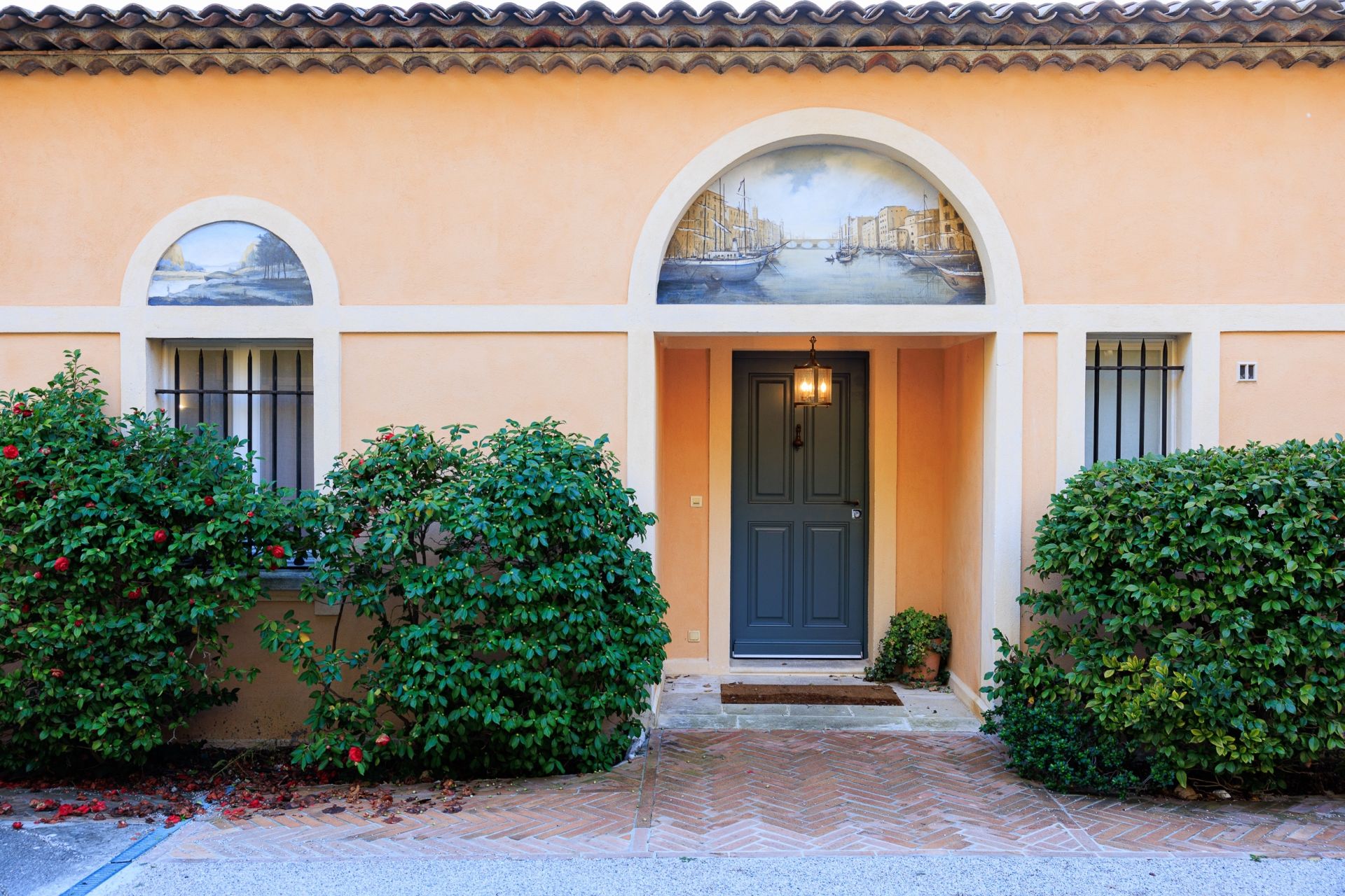 maison provençale 11 Pièces en vente sur LA COLLE SUR LOUP (06480)