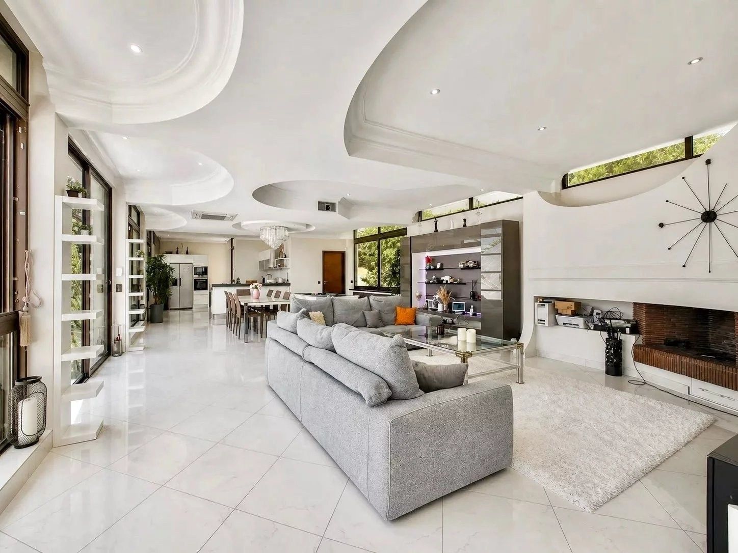 contemporary house 7 Rooms for sale on CANNES (06400)
