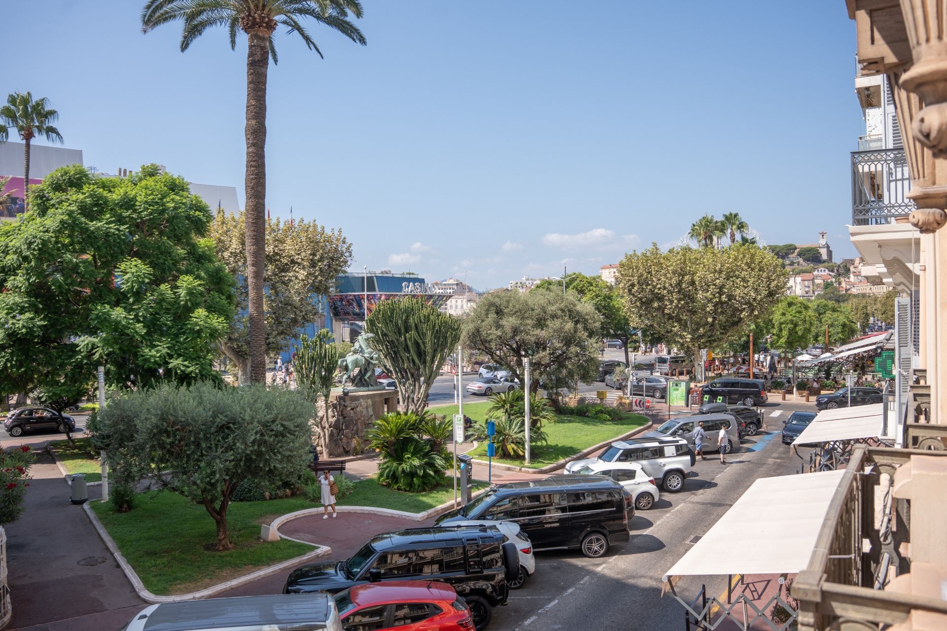 apartment 3 Rooms for sale on CANNES (06400)