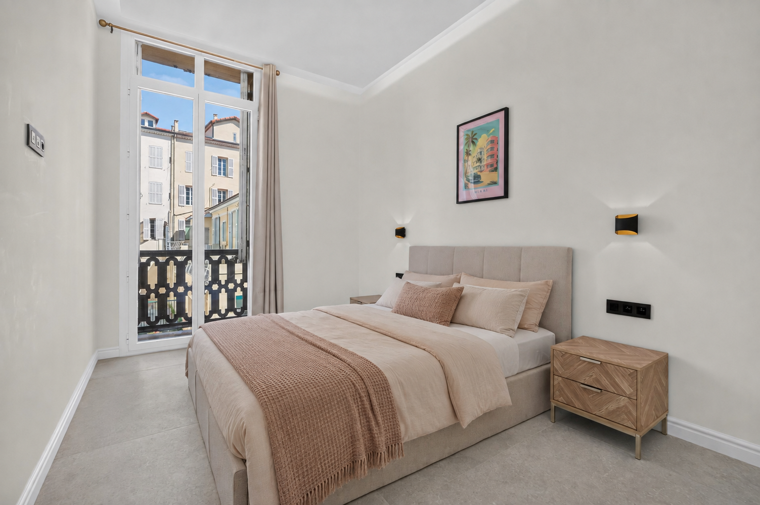 apartment 3 Rooms for sale on CANNES (06400)