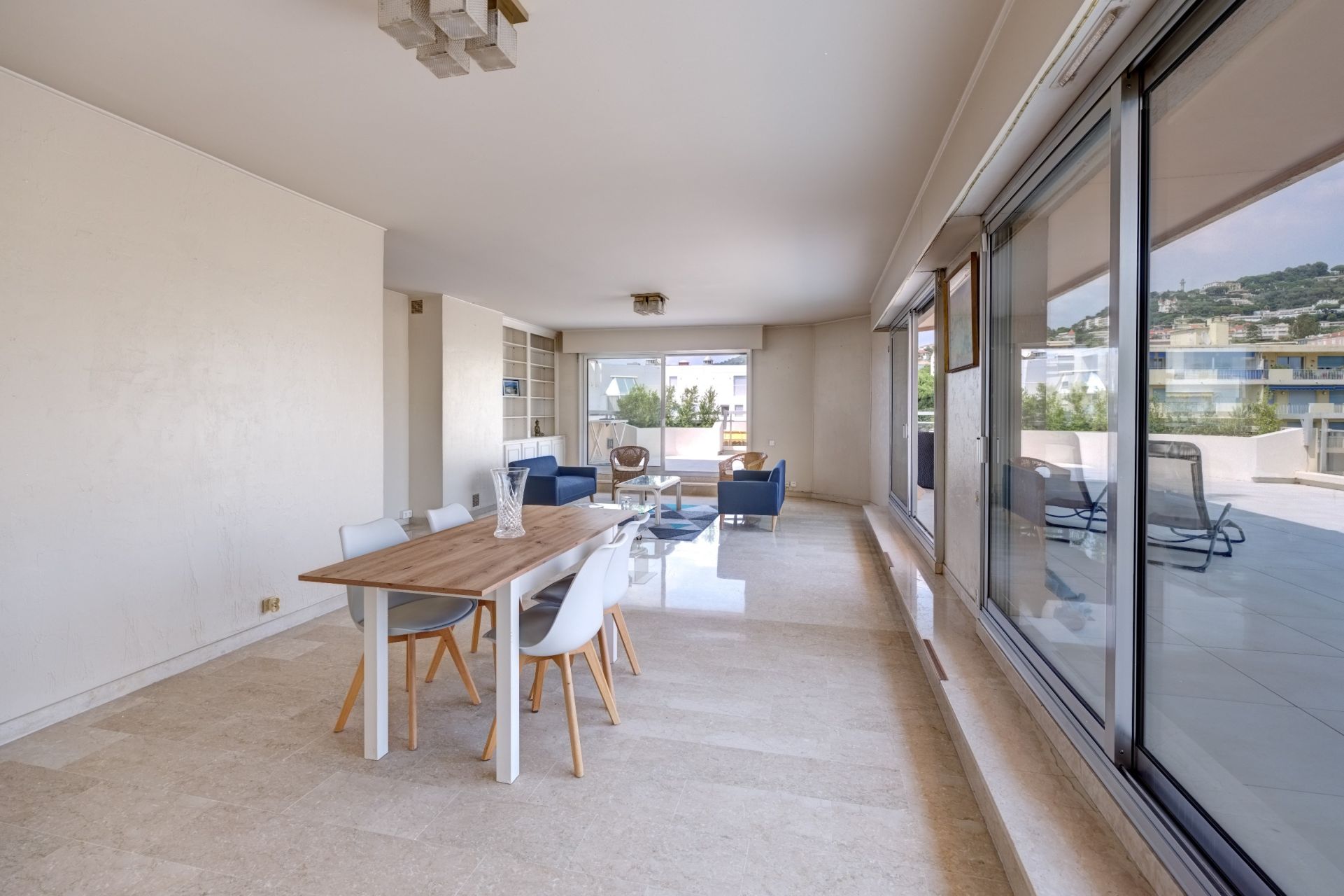 appartement 6 Pièces en vente sur CANNES (06400)