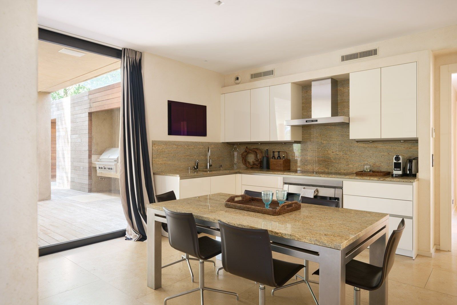 maison contemporaine 6 Pièces en vente sur FAYENCE (83440)