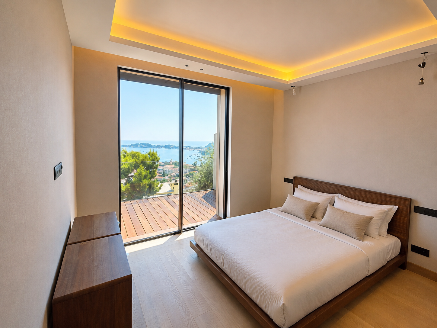 contemporary house 4 Rooms for sale on BEAULIEU SUR MER (06310)