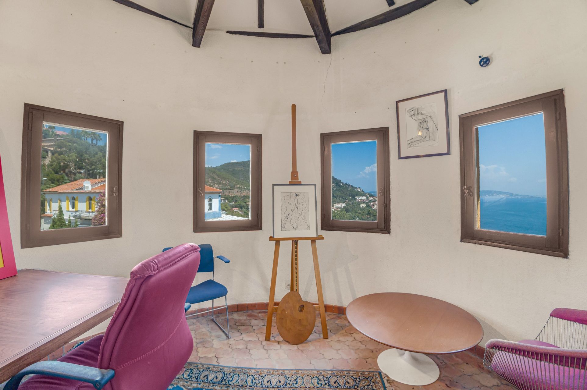 provencal house 7 Rooms for sale on THEOULE SUR MER (06590)