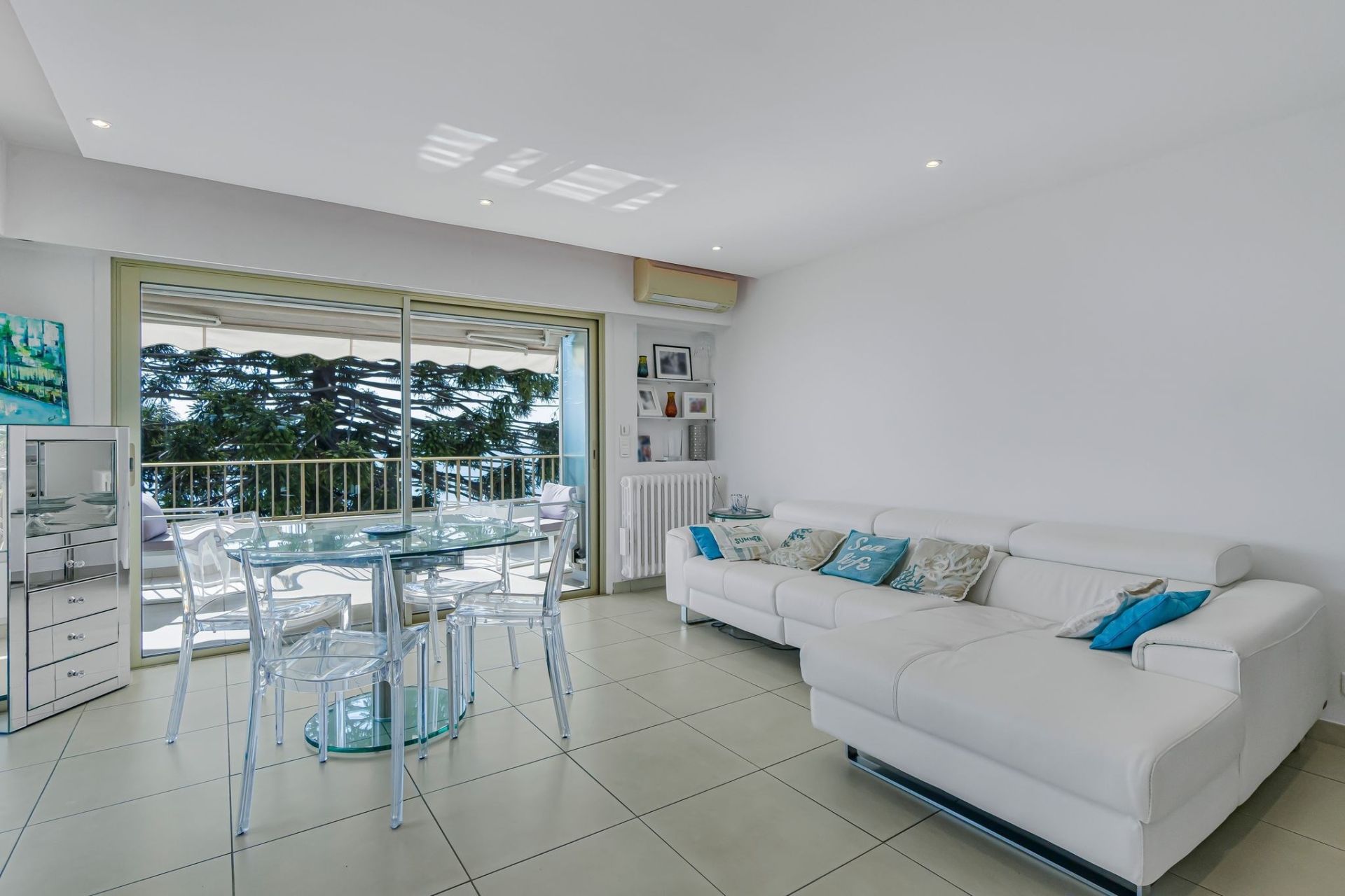 apartment 3 Rooms for sale on LE GOLFE JUAN (06220)