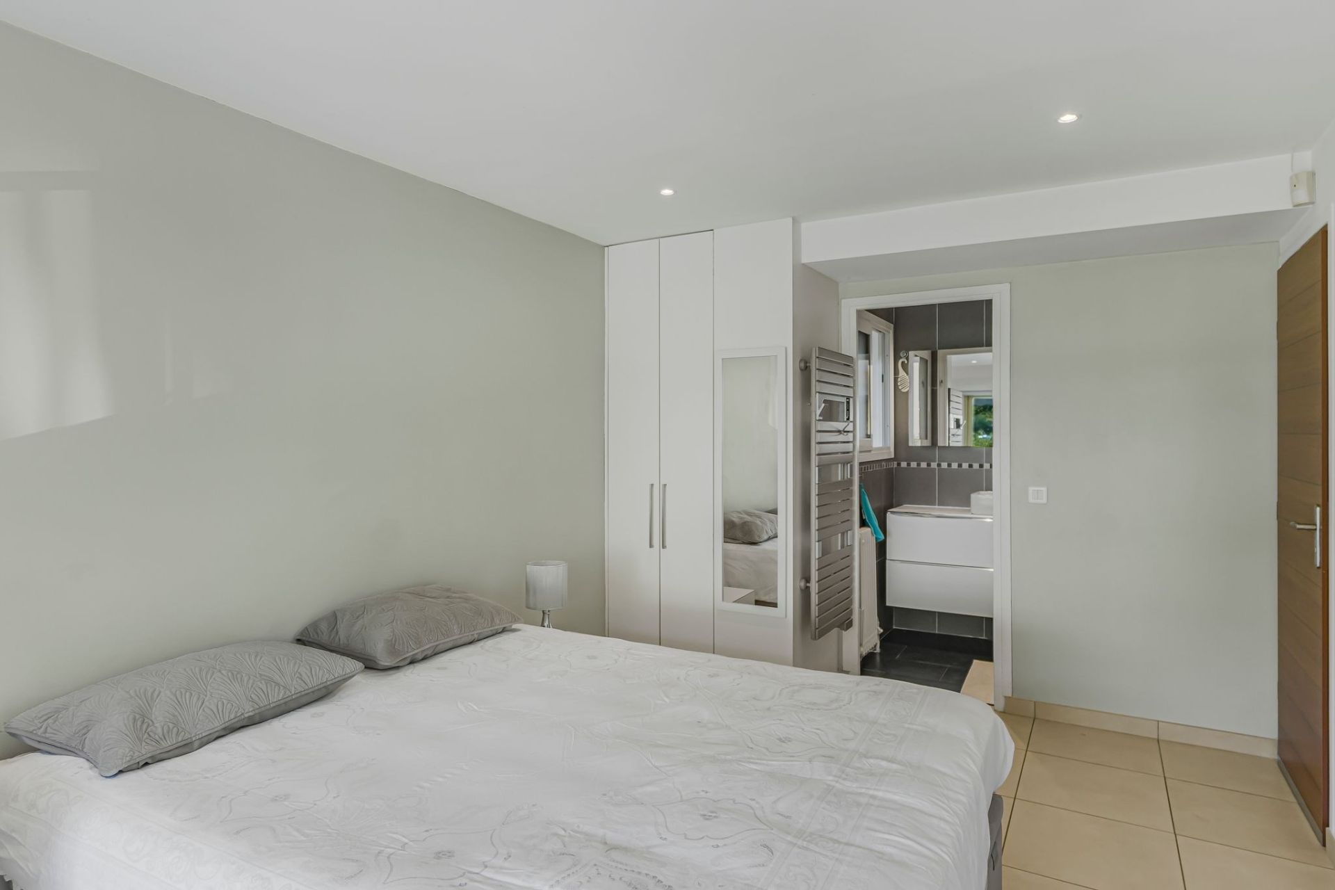 apartment 3 Rooms for sale on LE GOLFE JUAN (06220)