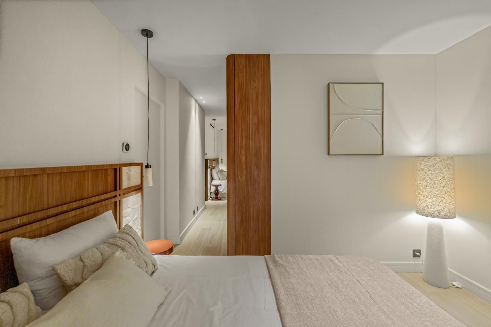 apartment 3 Rooms for sale on VALLAURIS (06220)