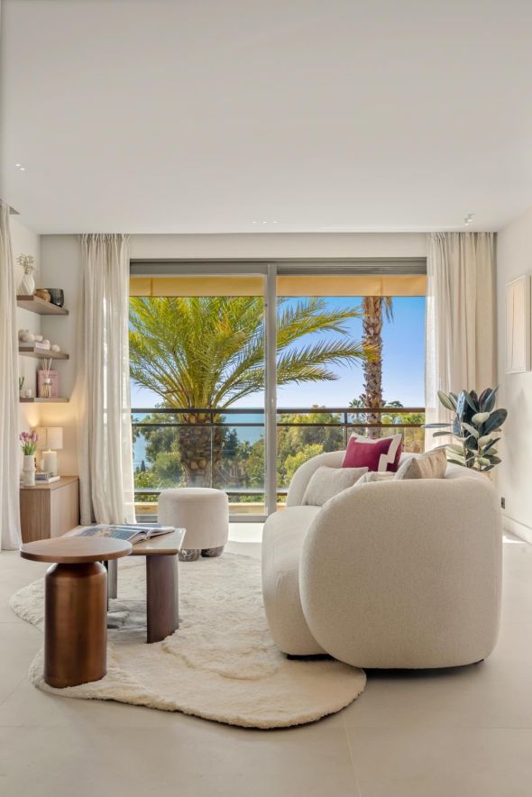 Sale Apartment Vallauris 3&nbsp;Rooms 84&nbsp;m²