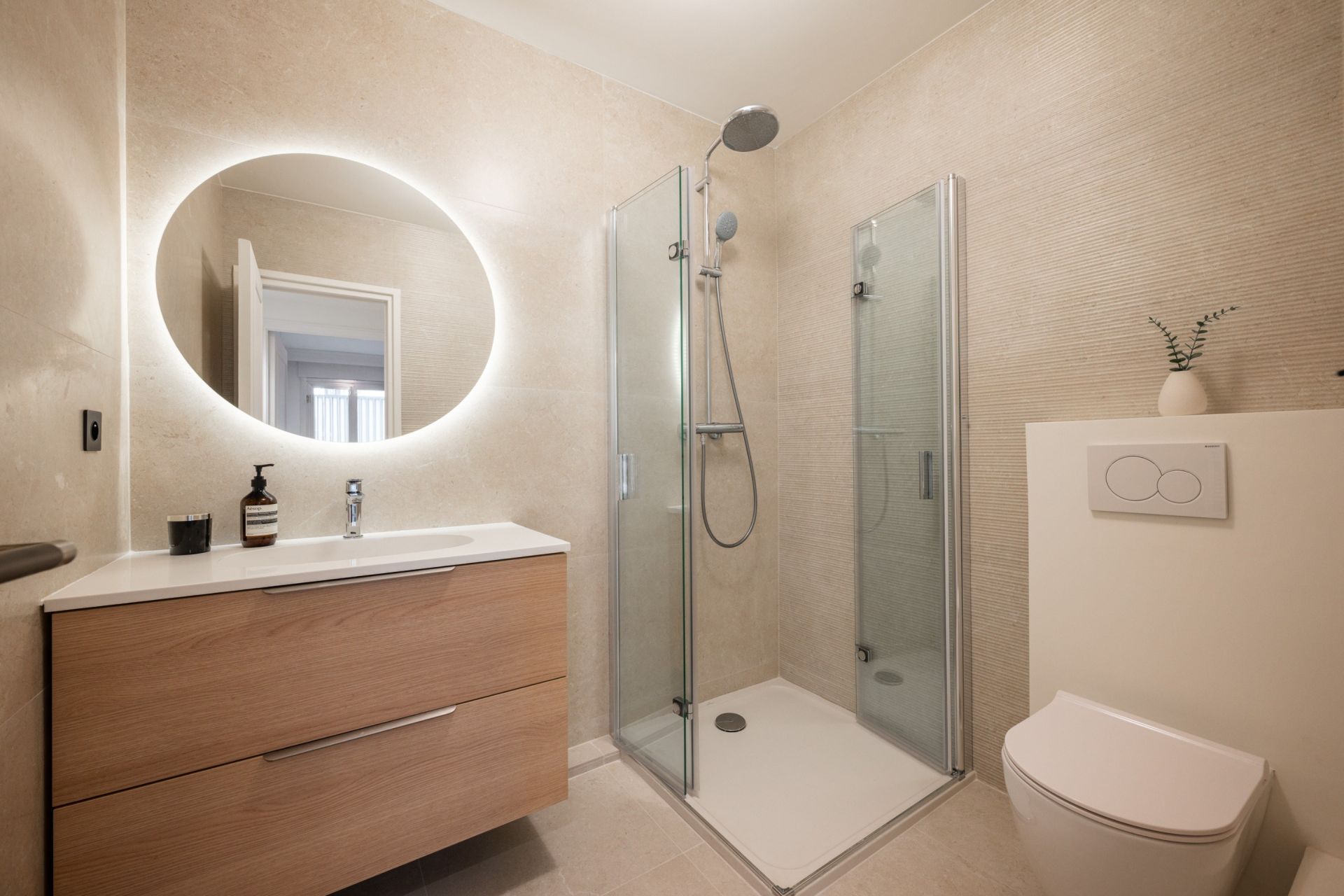 apartment 3 Rooms for sale on NICE (06000)
