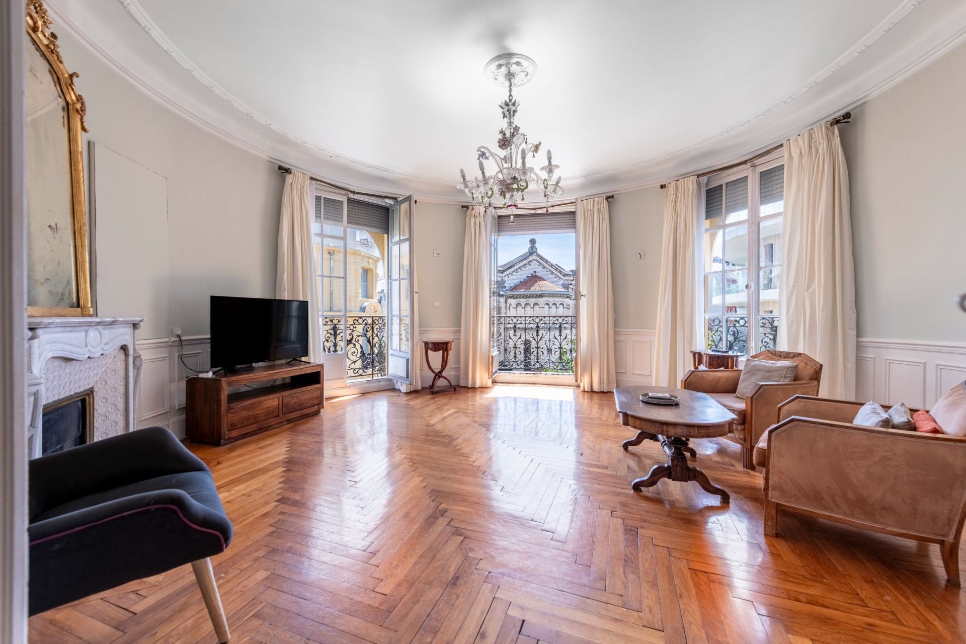 apartment 4 Rooms for sale on NICE (06000)