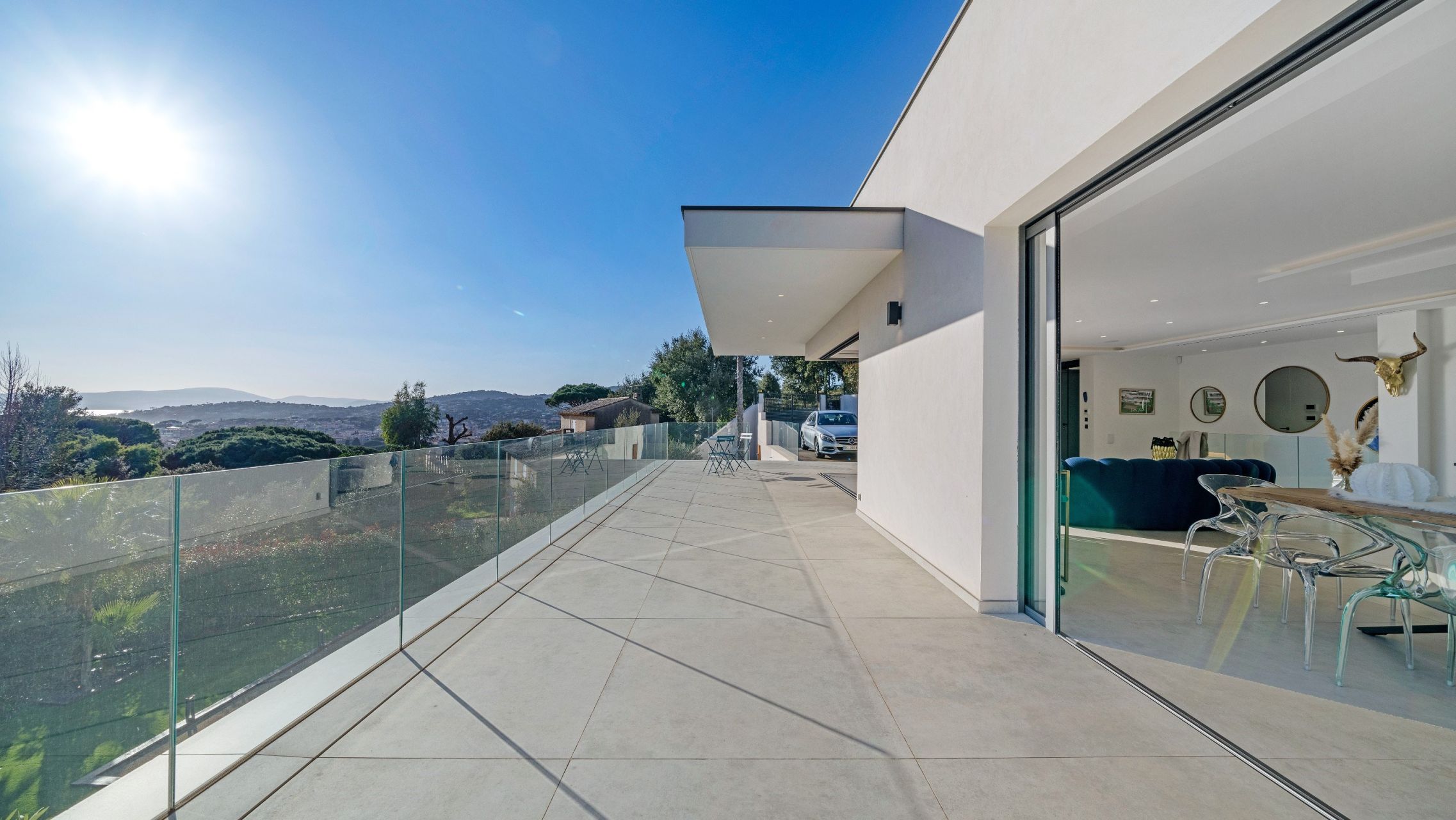 contemporary house 8 Rooms for sale on STE MAXIME (83120)