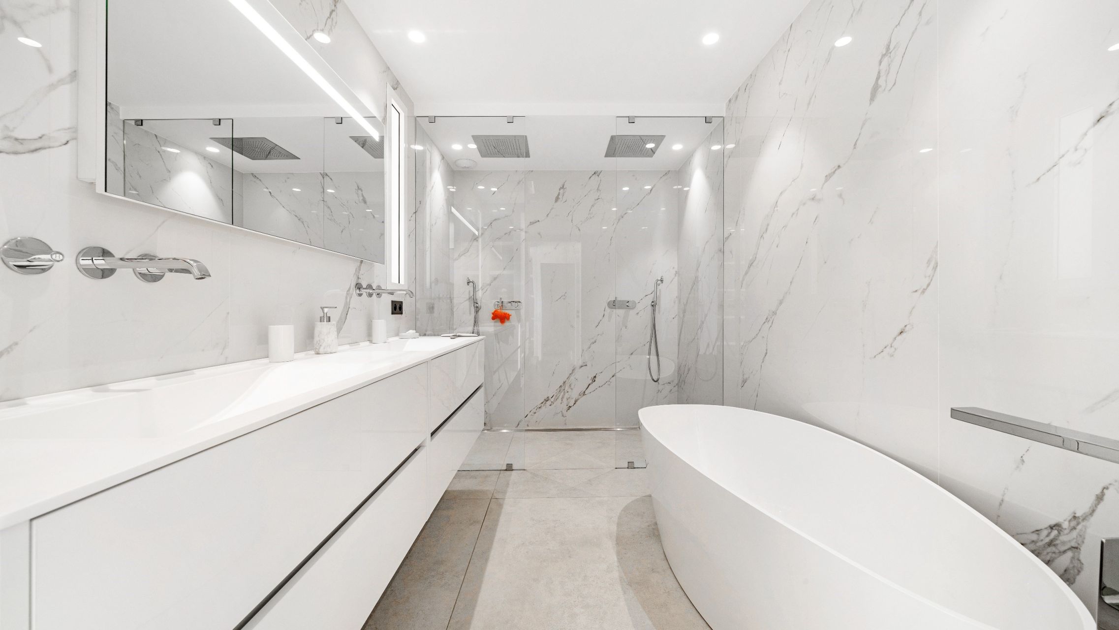 maison contemporaine 8 Pièces en vente sur STE MAXIME (83120)