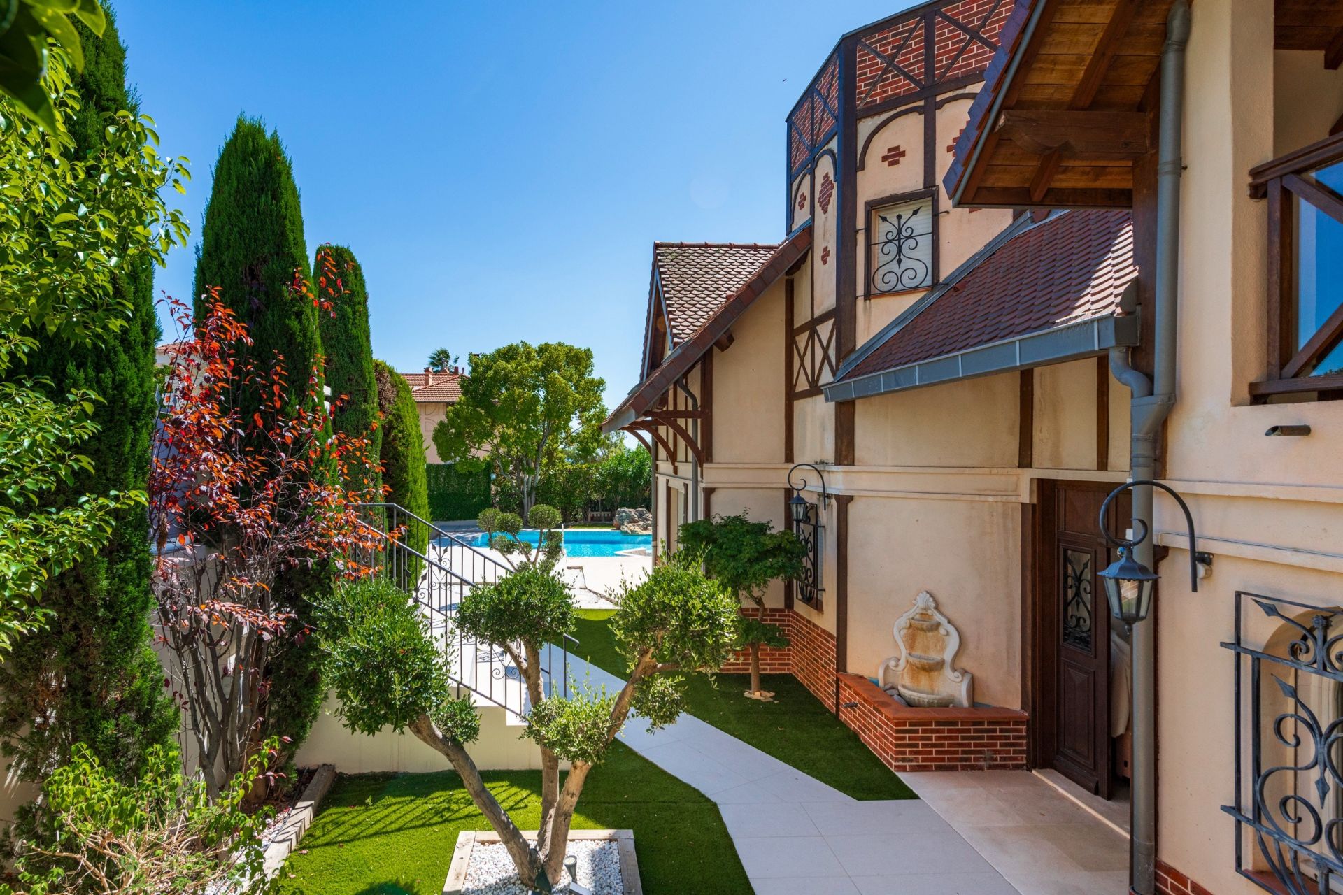 villa 9 Pièces en vente sur CANNES (06400)