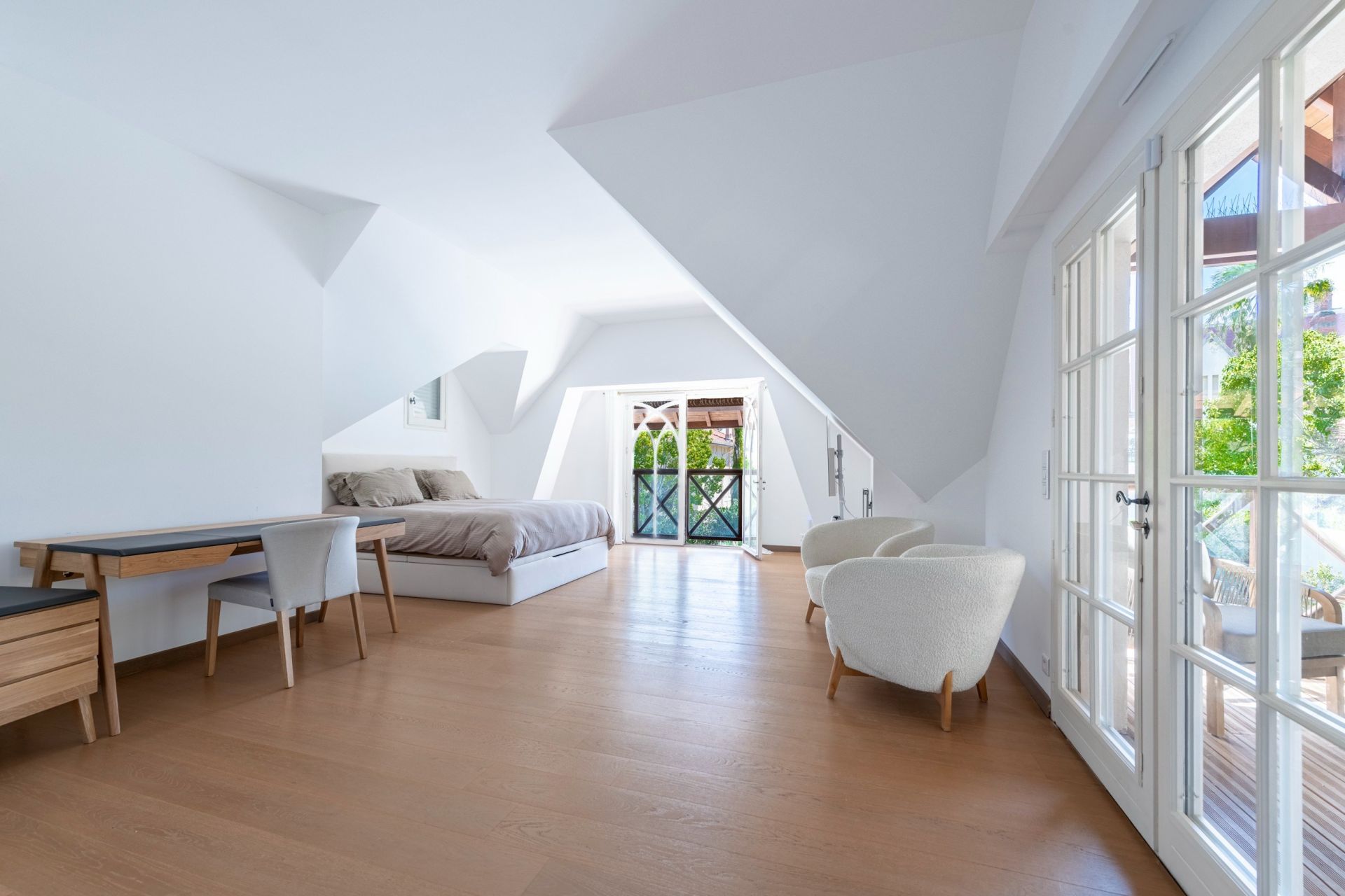 villa 9 Pièces en vente sur CANNES (06400)