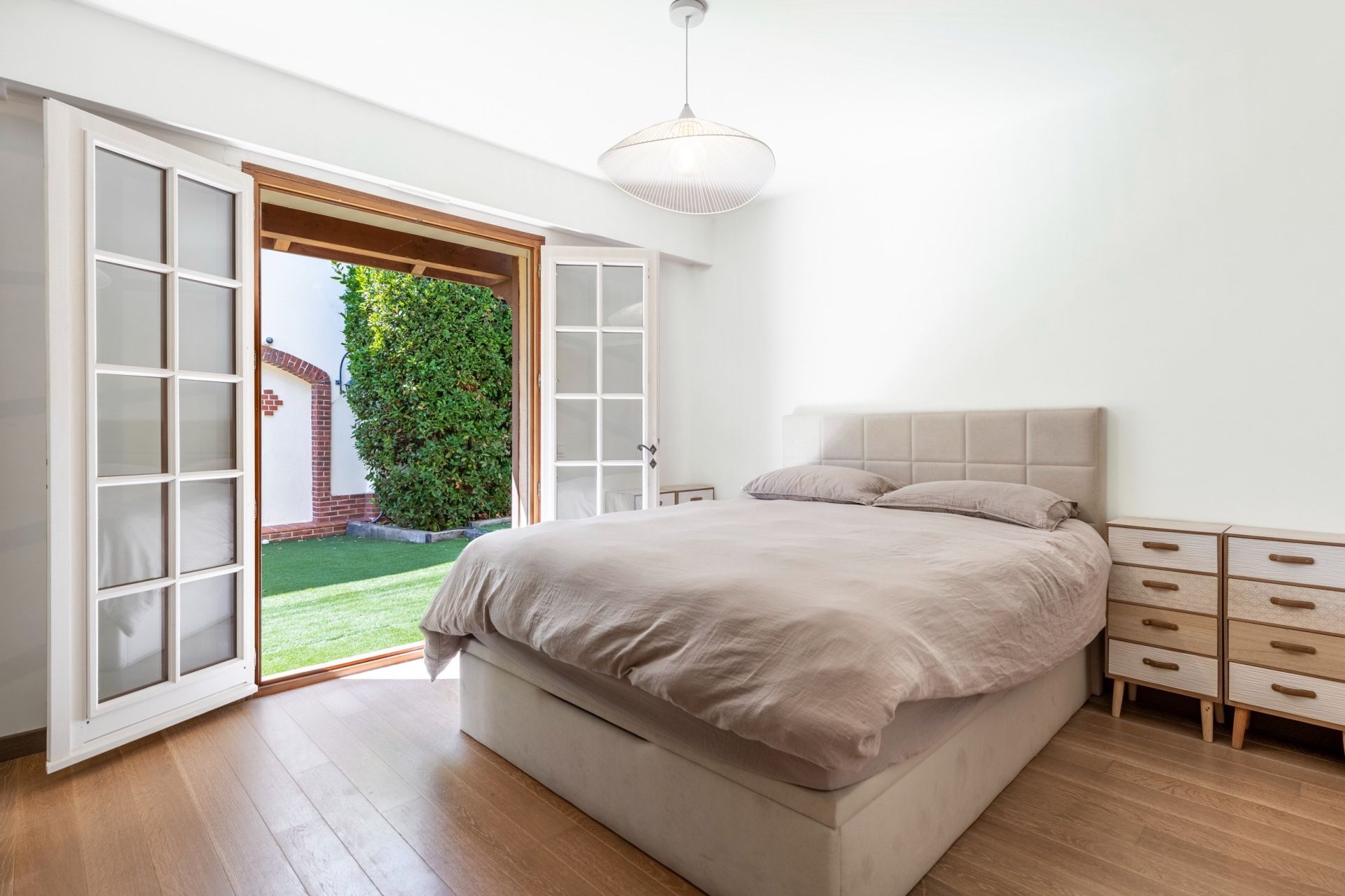 villa 9 Pièces en vente sur CANNES (06400)