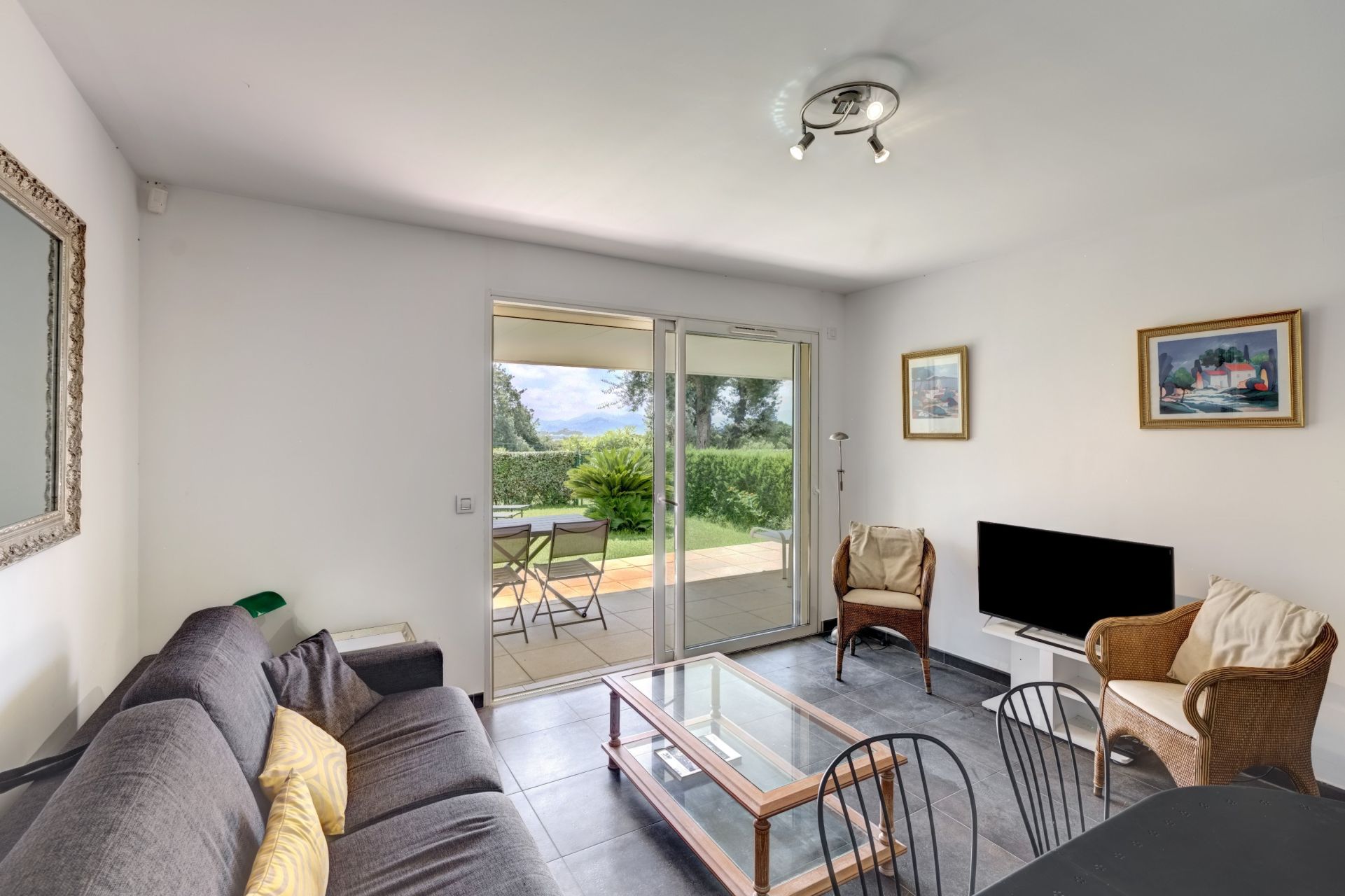 appartement 2 Pièces en vente sur CANNES (06400)