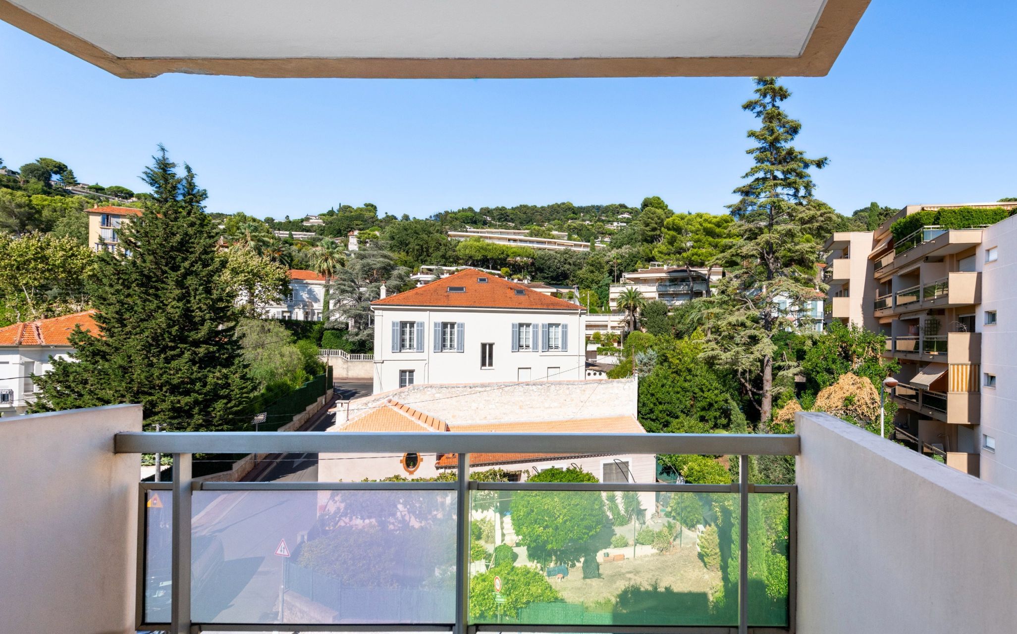 apartment 2 Rooms for sale on LE CANNET (06110)
