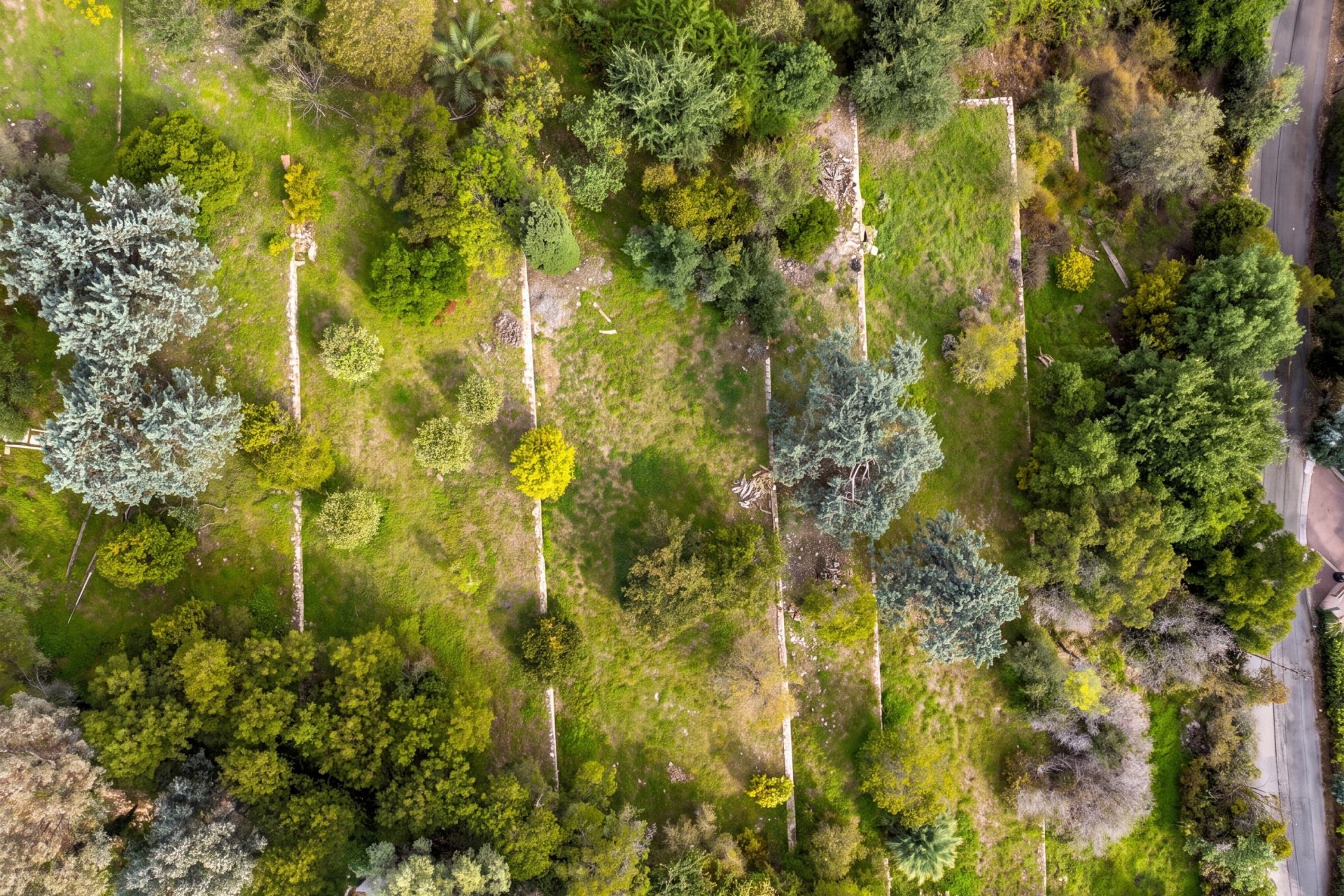 land for sale on VALLAURIS (06220)