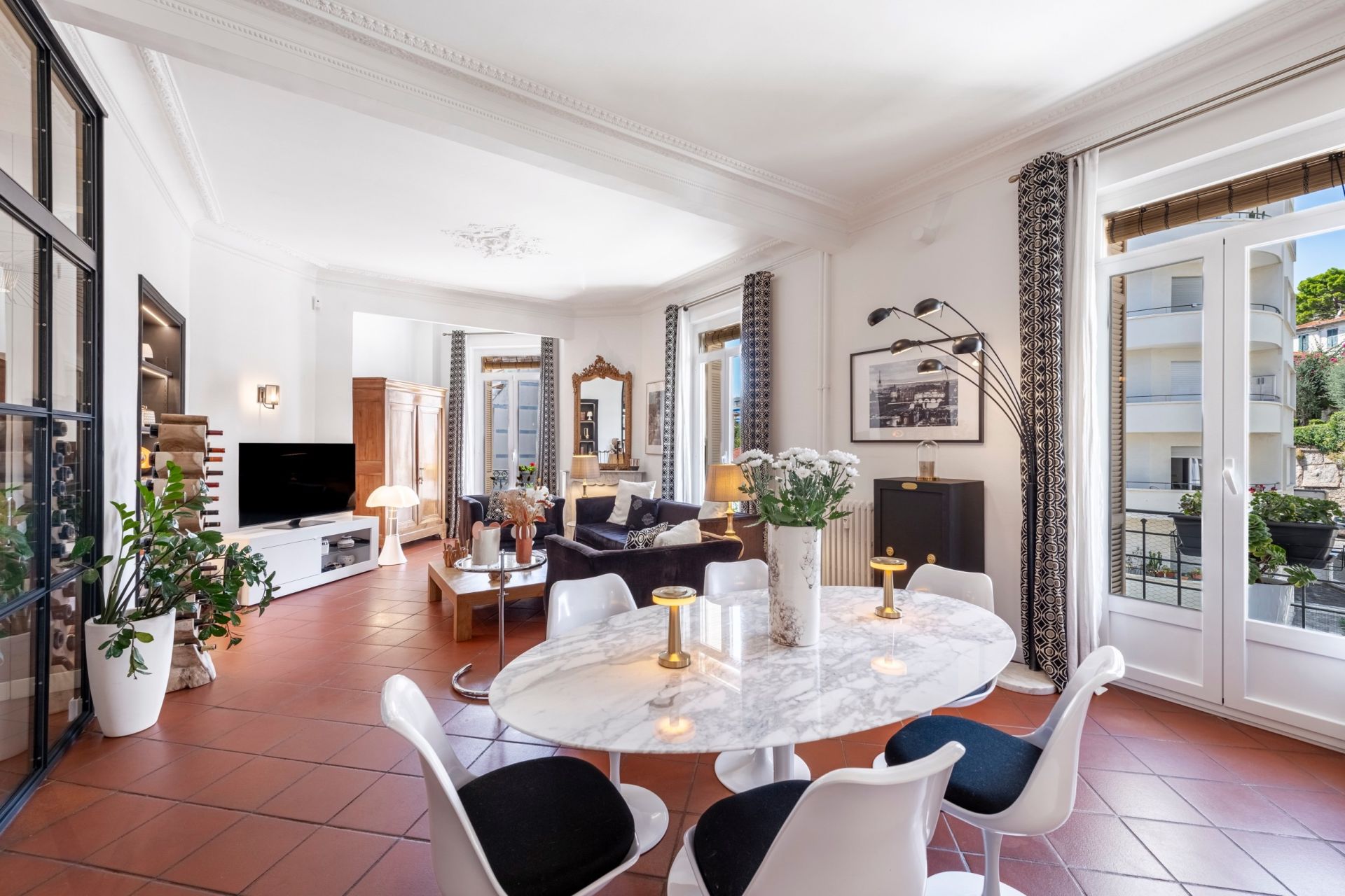 apartment 4 Rooms for sale on NICE (06000)