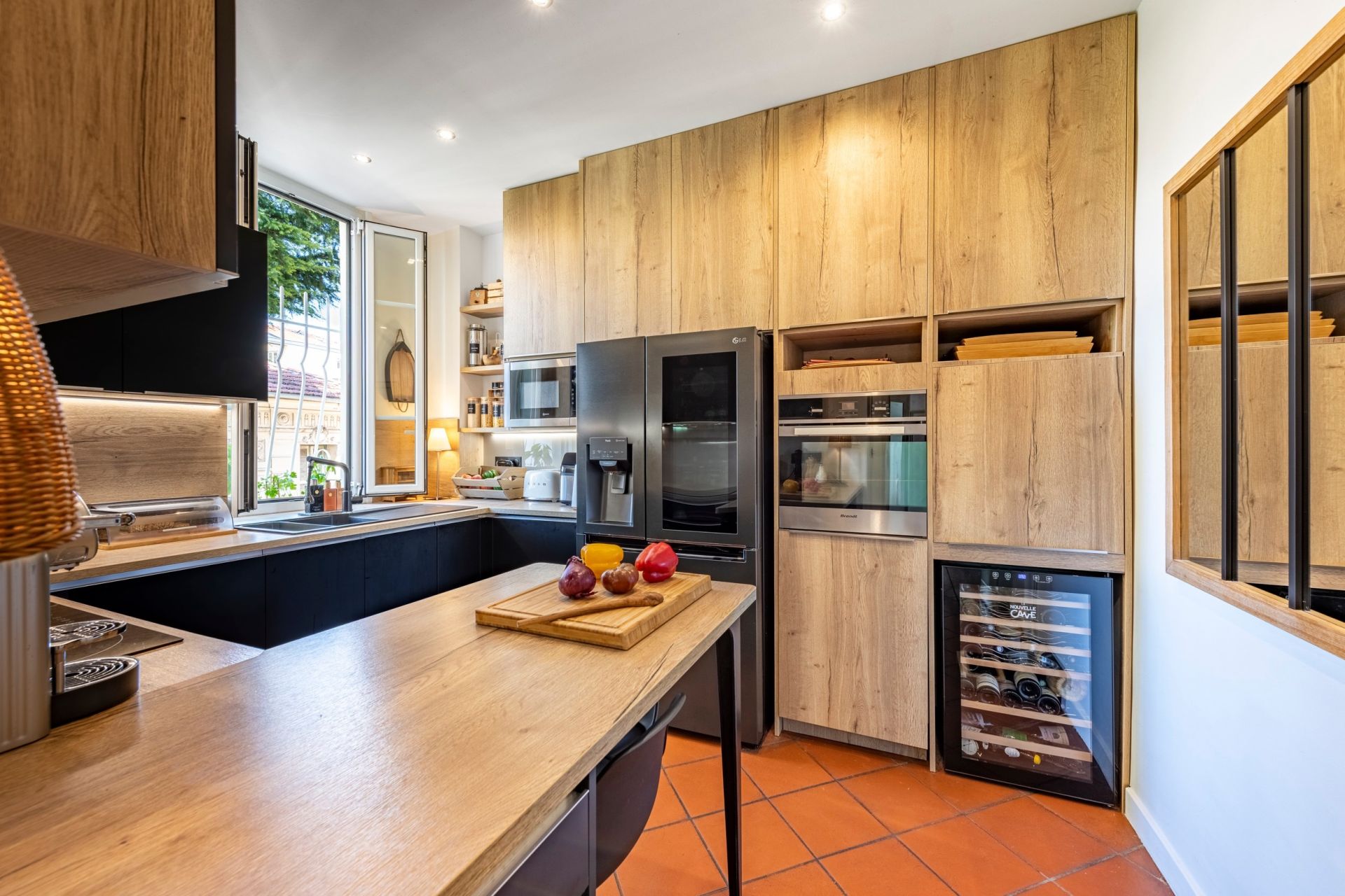 apartment 4 Rooms for sale on NICE (06000)