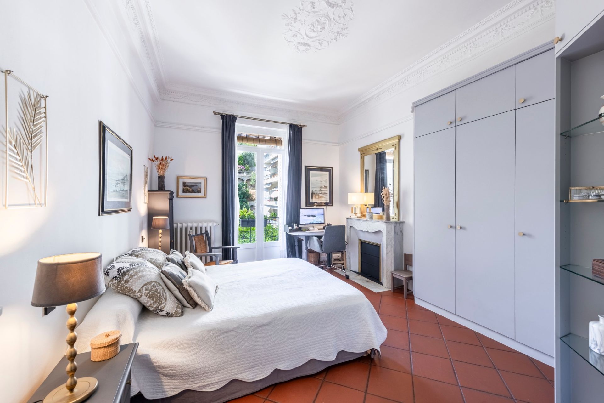apartment 4 Rooms for sale on NICE (06000)