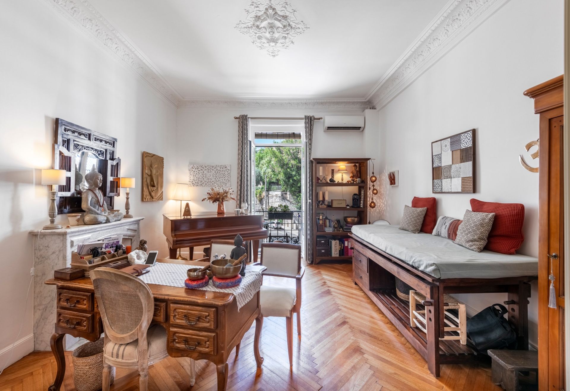 apartment 4 Rooms for sale on NICE (06000)