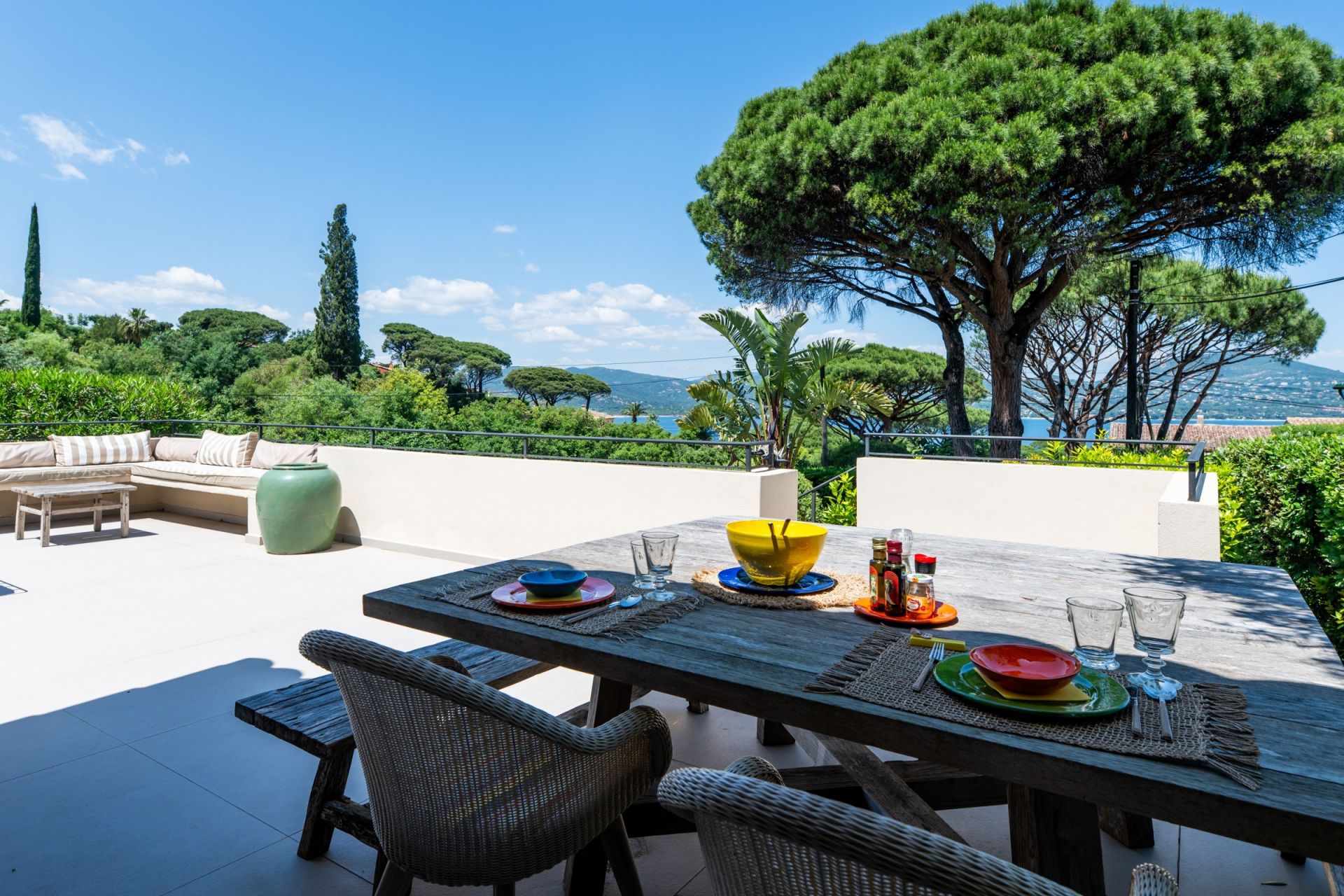 contemporary house 9 Rooms for sale on GASSIN (83580)
