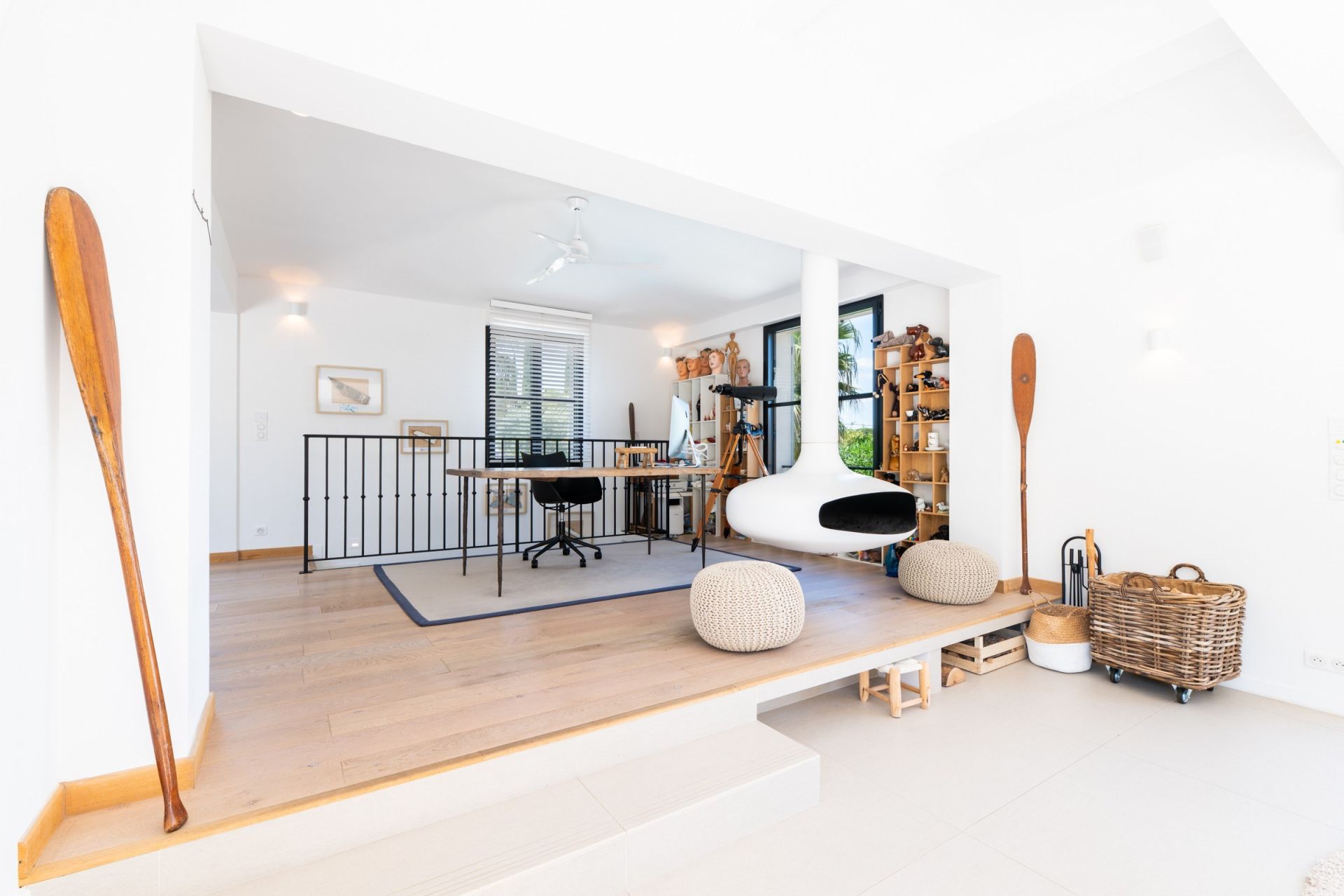 contemporary house 9 Rooms for sale on GASSIN (83580)