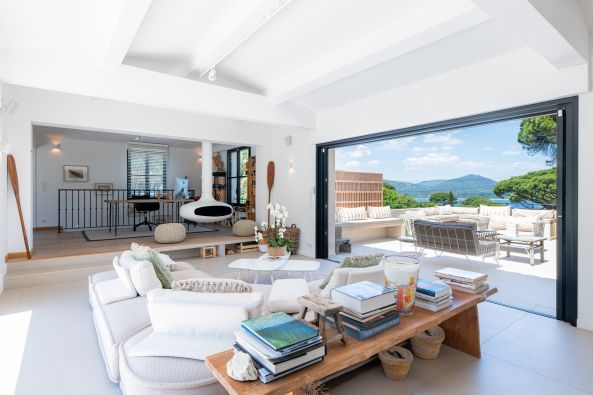 Sale Contemporary house Gassin 9&nbsp;Rooms 310&nbsp;m²