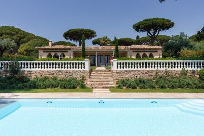 Sale Villa Grimaud 15&nbsp;Rooms 540&nbsp;m²
