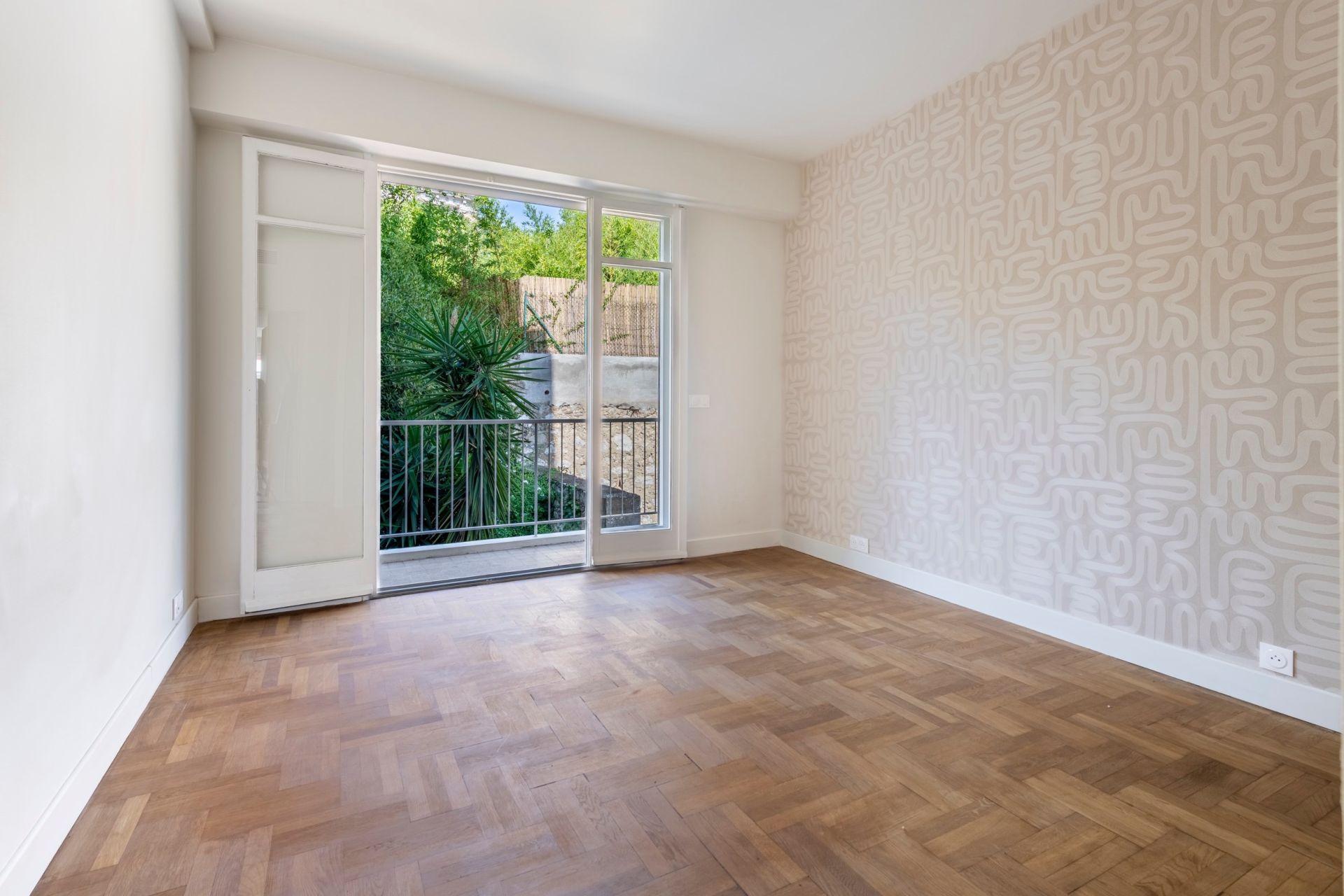 apartment 3 Rooms for sale on NICE (06000)