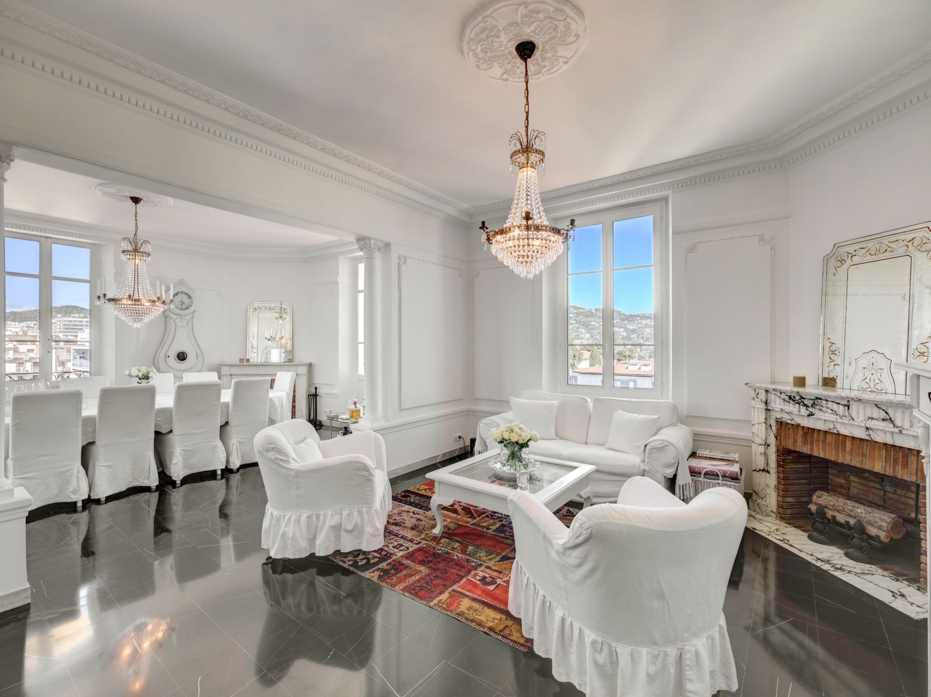 apartment 4 Rooms for sale on CANNES (06400)