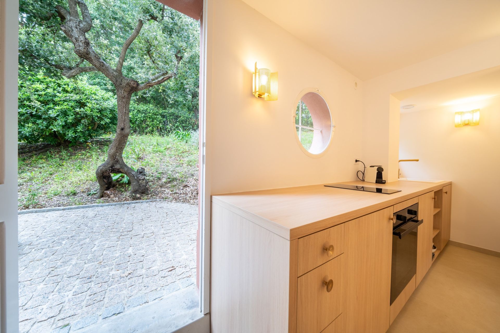 apartment 2 Rooms for sale on ST TROPEZ (83990)