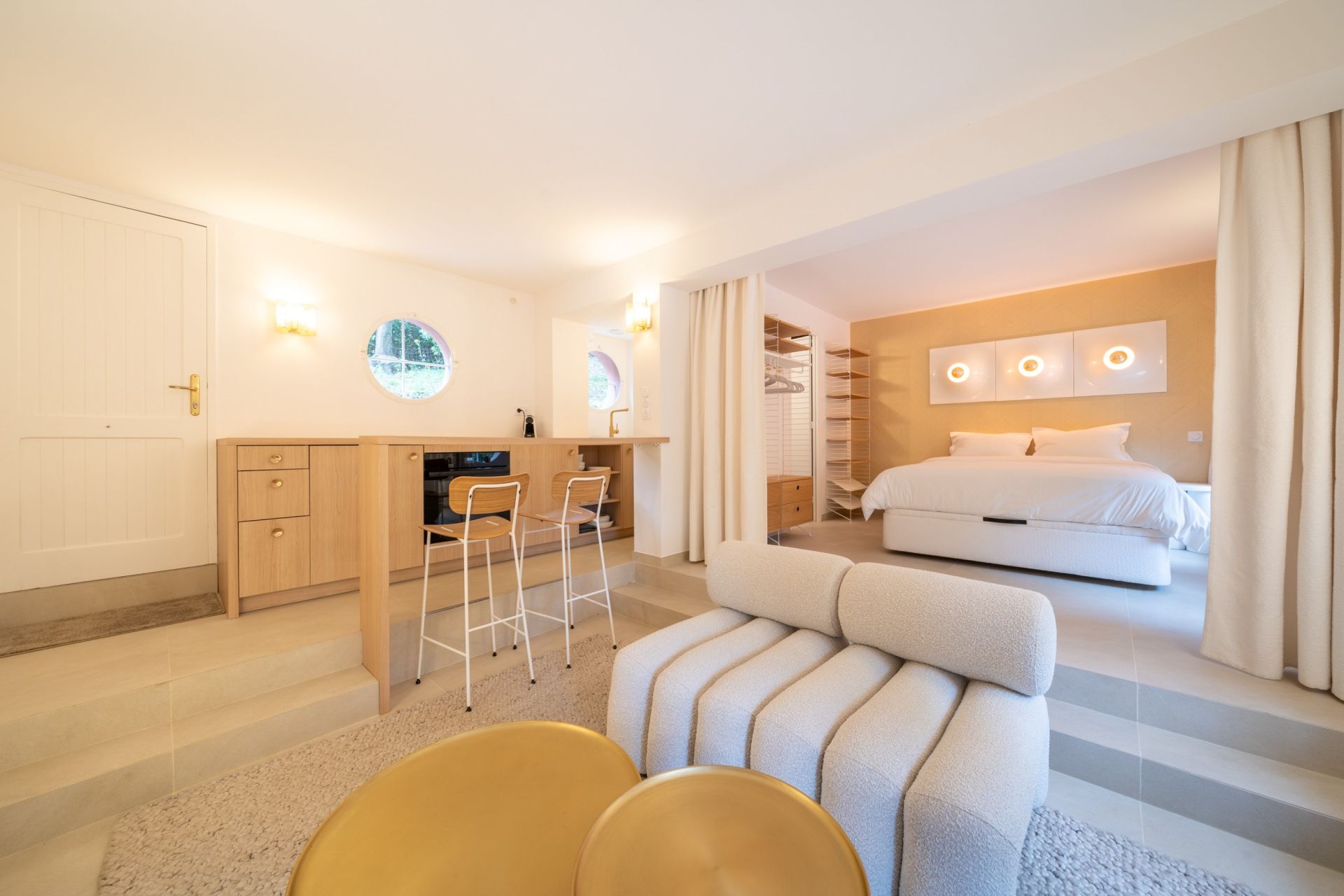 apartment 2 Rooms for sale on ST TROPEZ (83990)