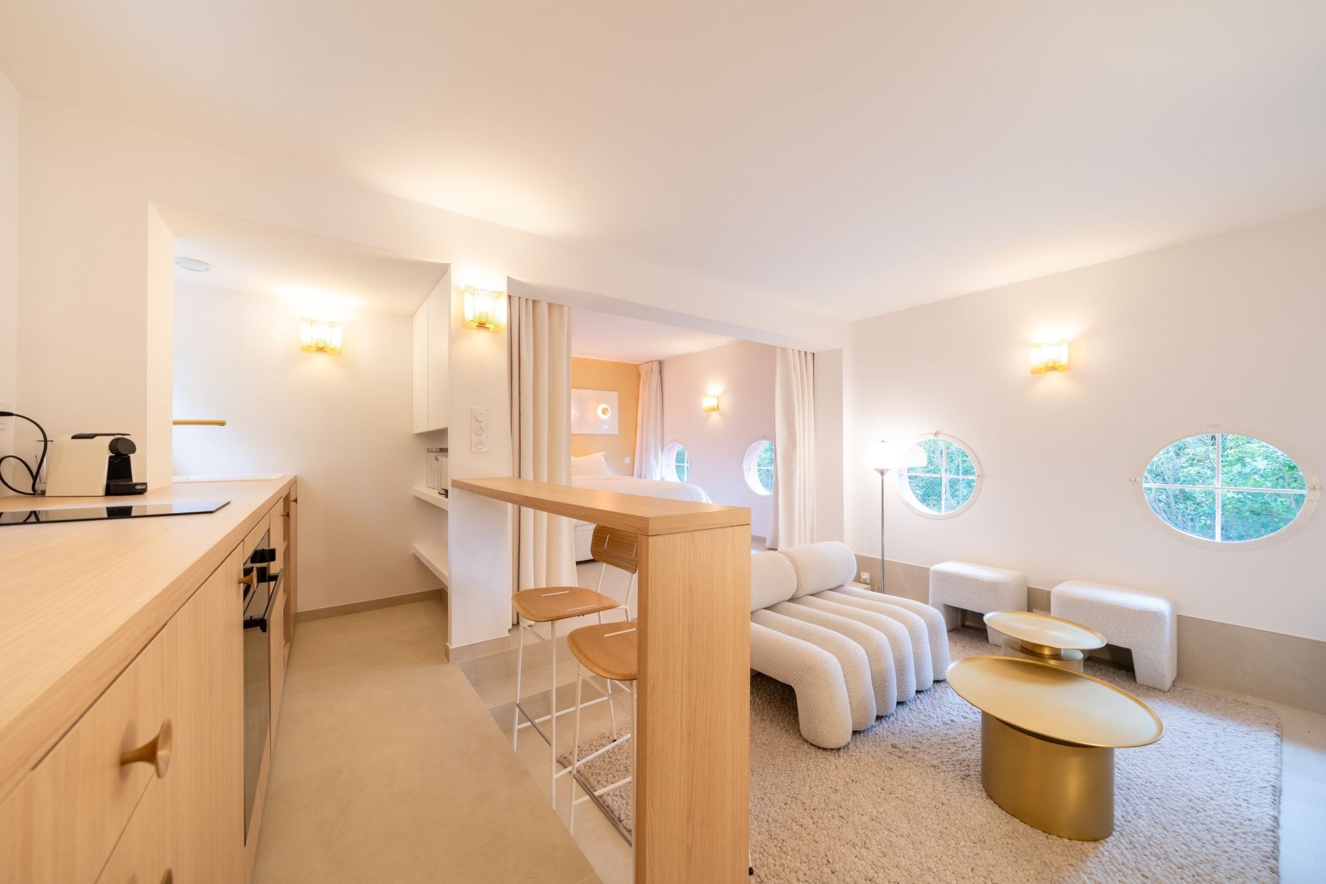 apartment 2 Rooms for sale on ST TROPEZ (83990)