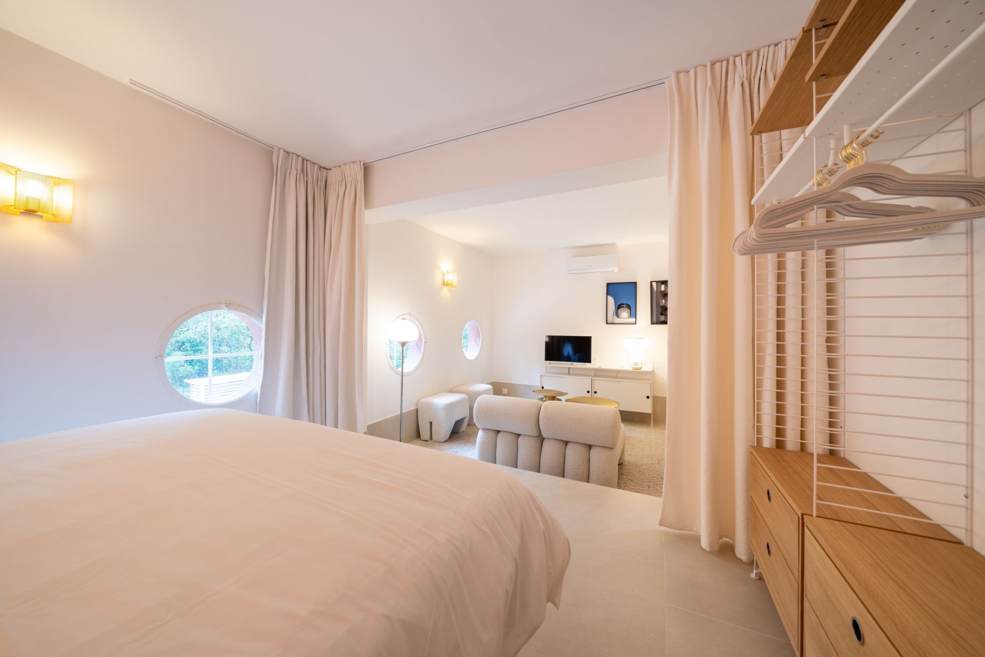 apartment 2 Rooms for sale on ST TROPEZ (83990)
