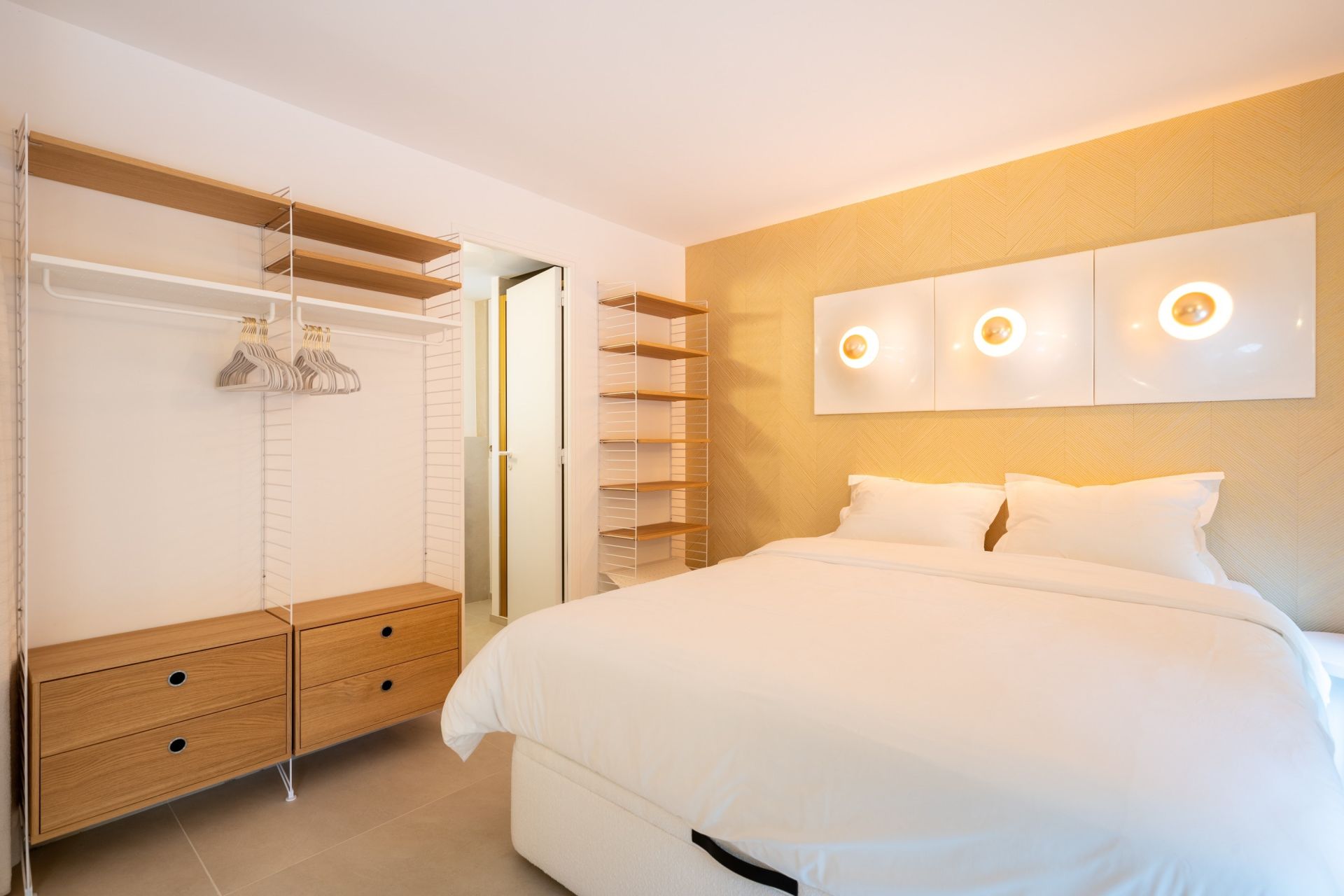 apartment 2 Rooms for sale on ST TROPEZ (83990)