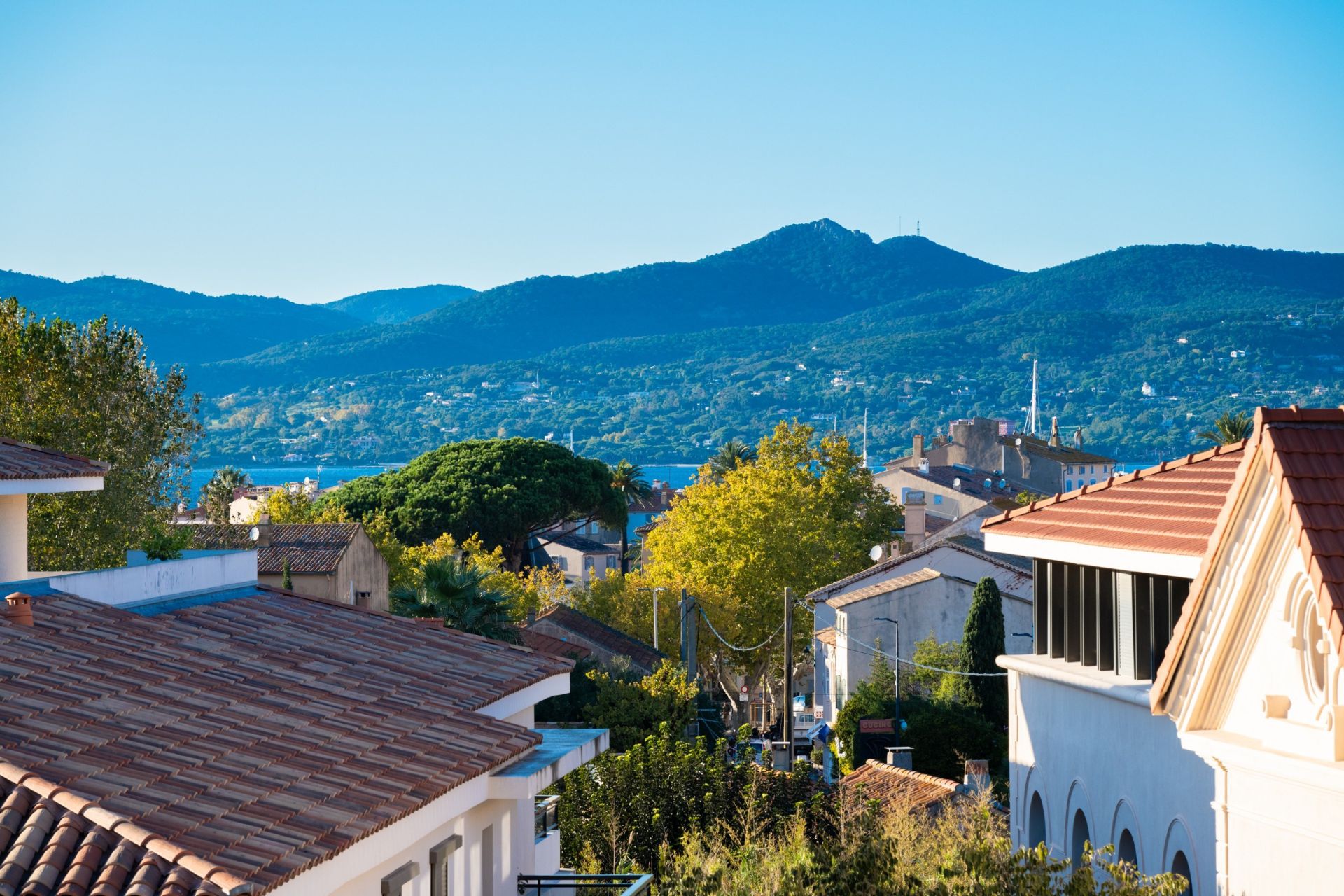 penthouse 4 Rooms for sale on ST TROPEZ (83990)