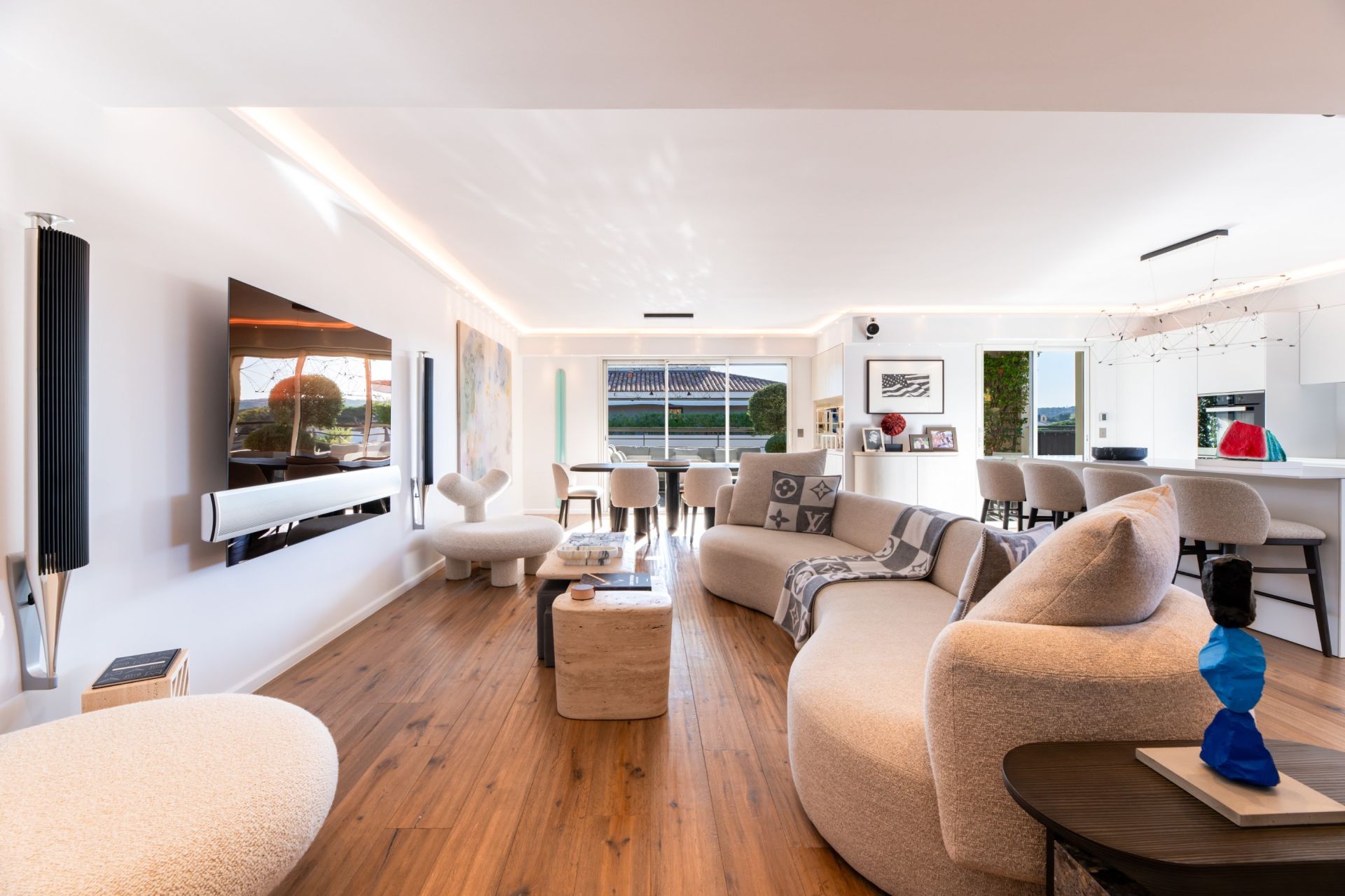 penthouse 4 Rooms for sale on ST TROPEZ (83990)