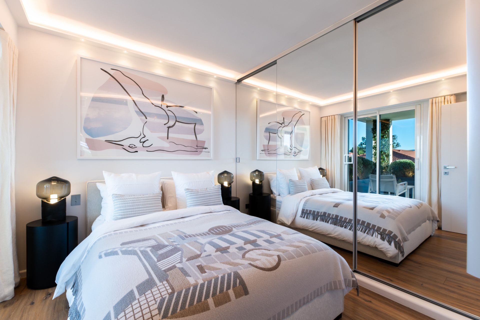 penthouse 4 Rooms for sale on ST TROPEZ (83990)