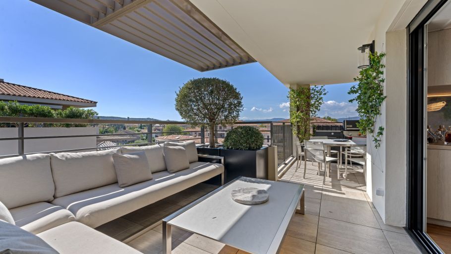 penthouse 4 Pièces en vente sur ST TROPEZ (83990)
