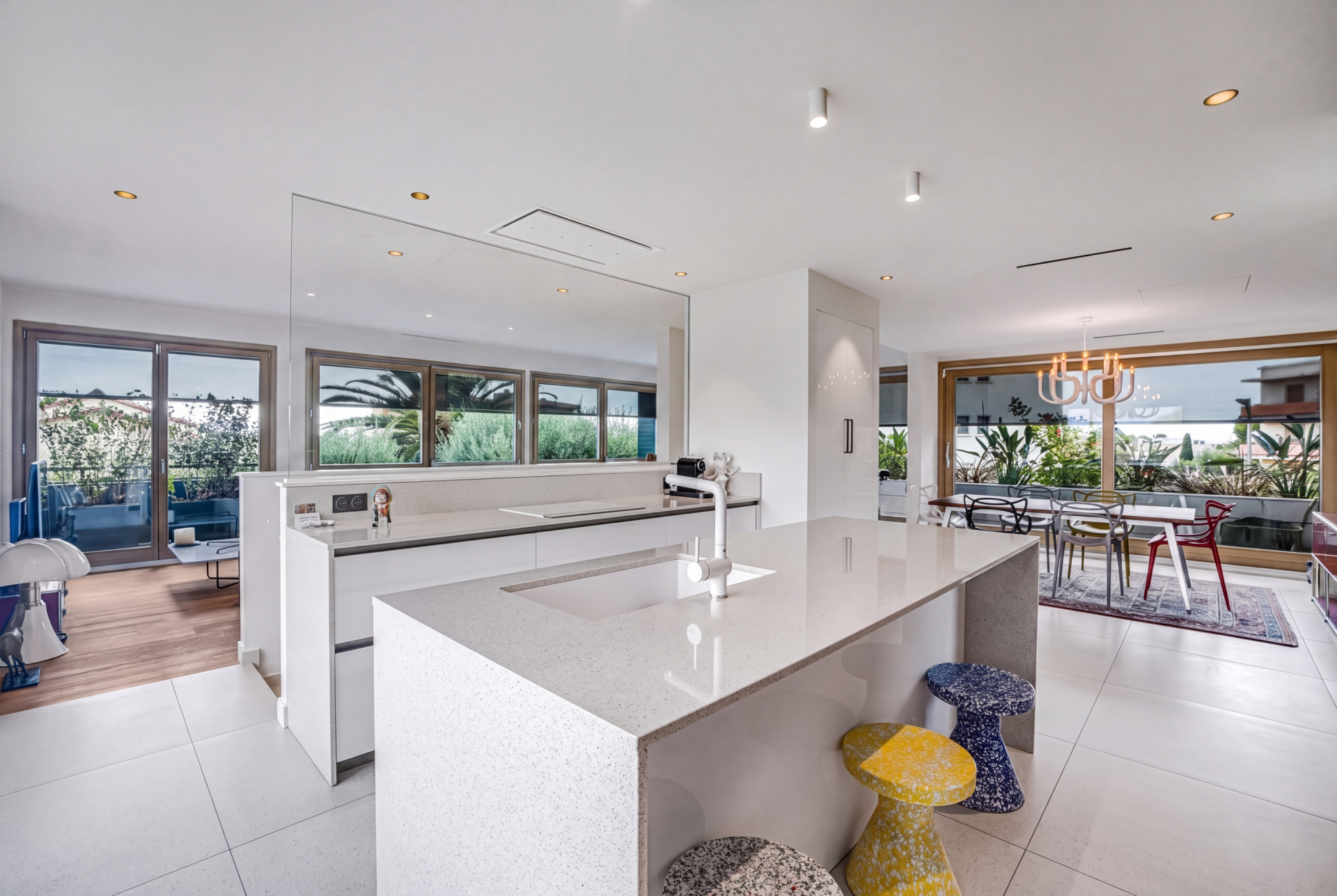 villa 6 Rooms for sale on ROQUEBRUNE CAP MARTIN (06190)
