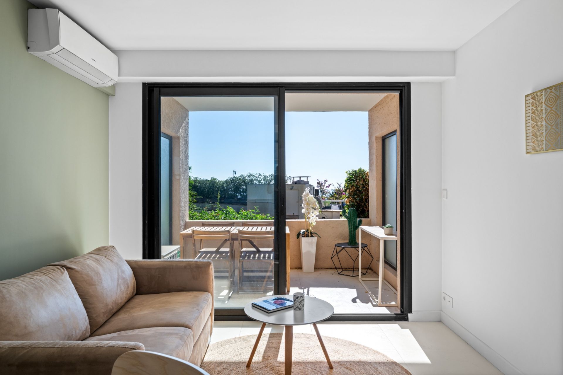 apartment 1 room for sale on VILLEFRANCHE SUR MER (06230)