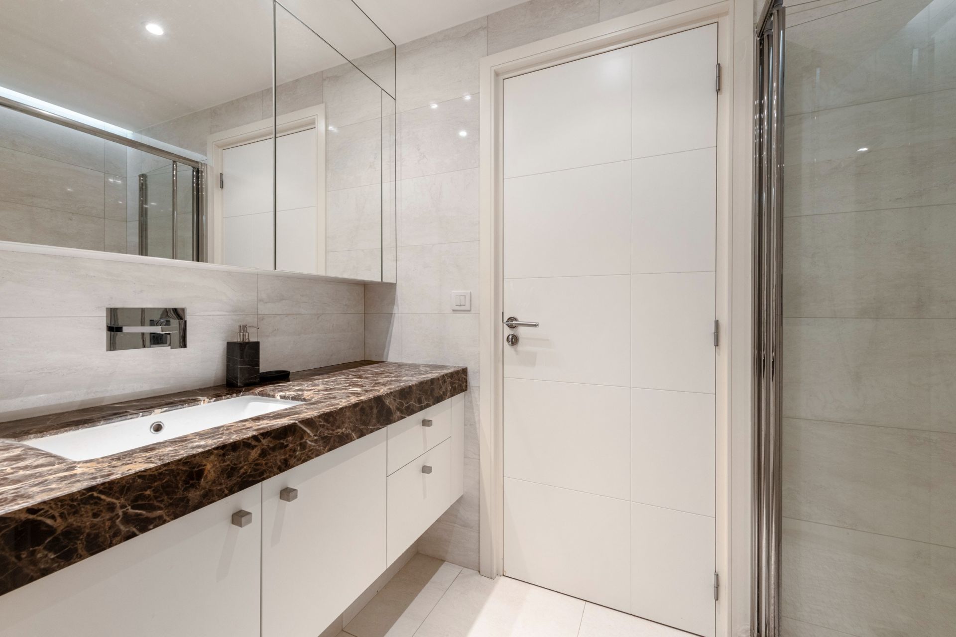 penthouse 3 Rooms for sale on ST LAURENT DU VAR (06700)