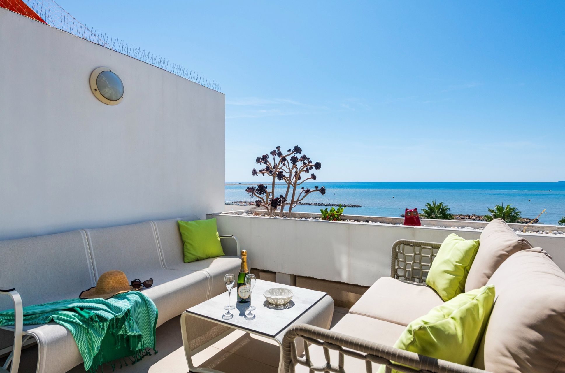 penthouse 3 Rooms for sale on ST LAURENT DU VAR (06700)