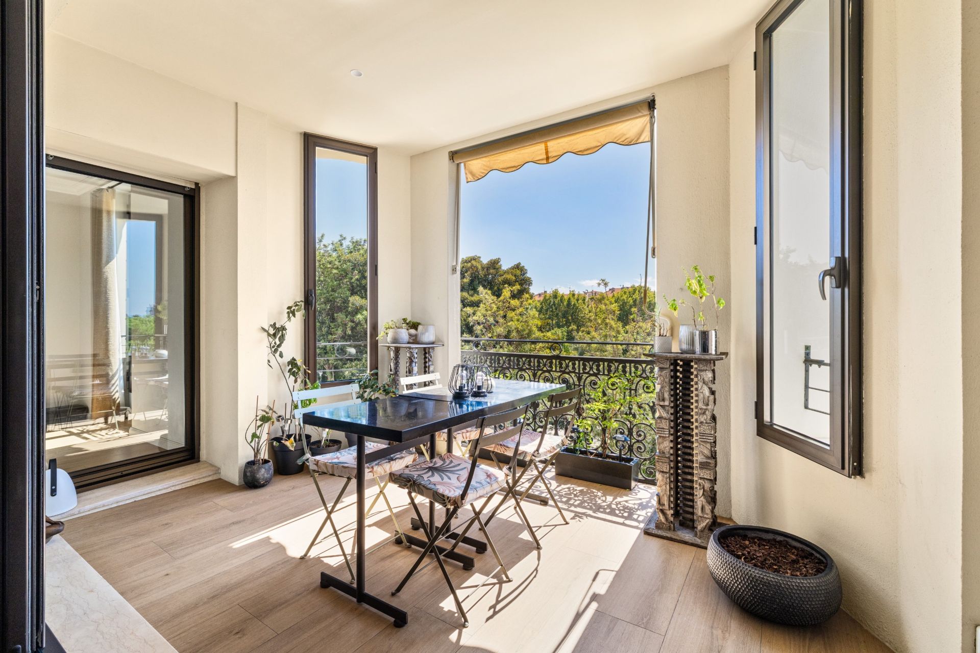 apartment 4 Rooms for sale on NICE (06000)