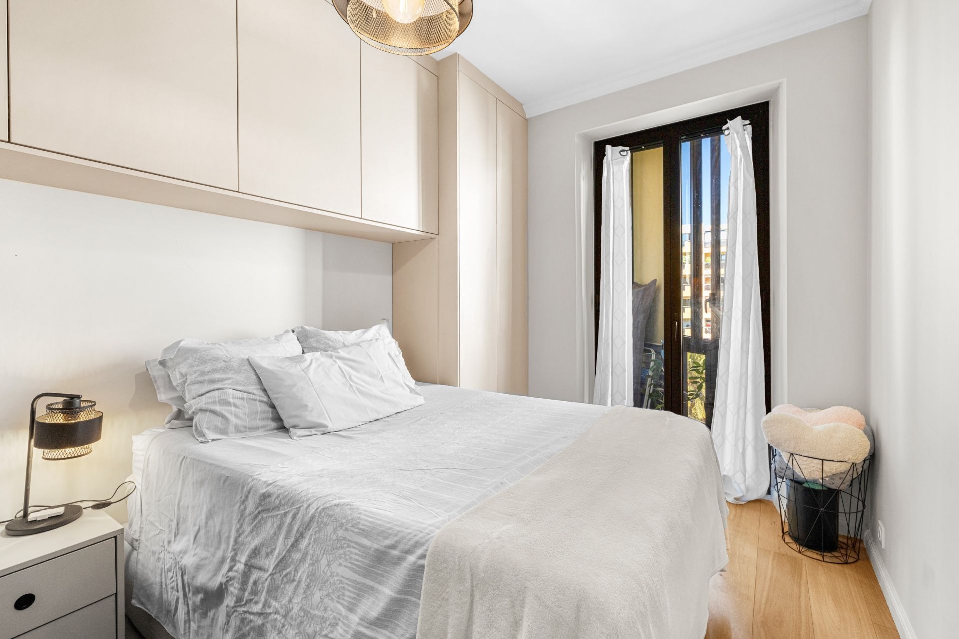 apartment 4 Rooms for sale on NICE (06000)